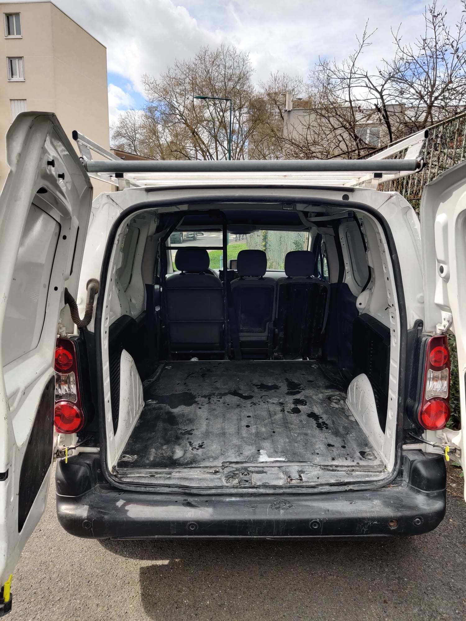 Peugeot Partner avec Audio Bluetooth