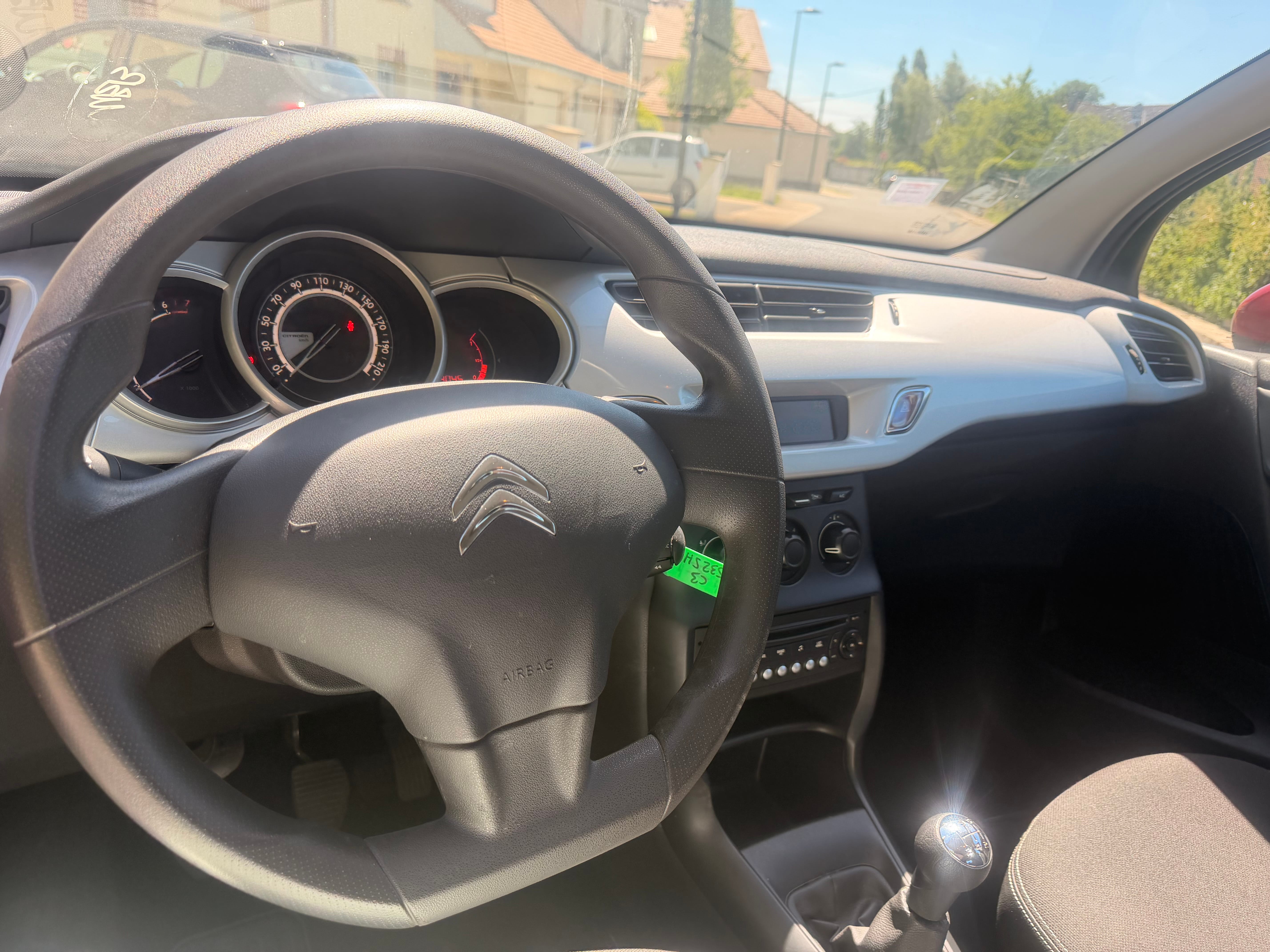 Citroen C3 avec Siège bébé