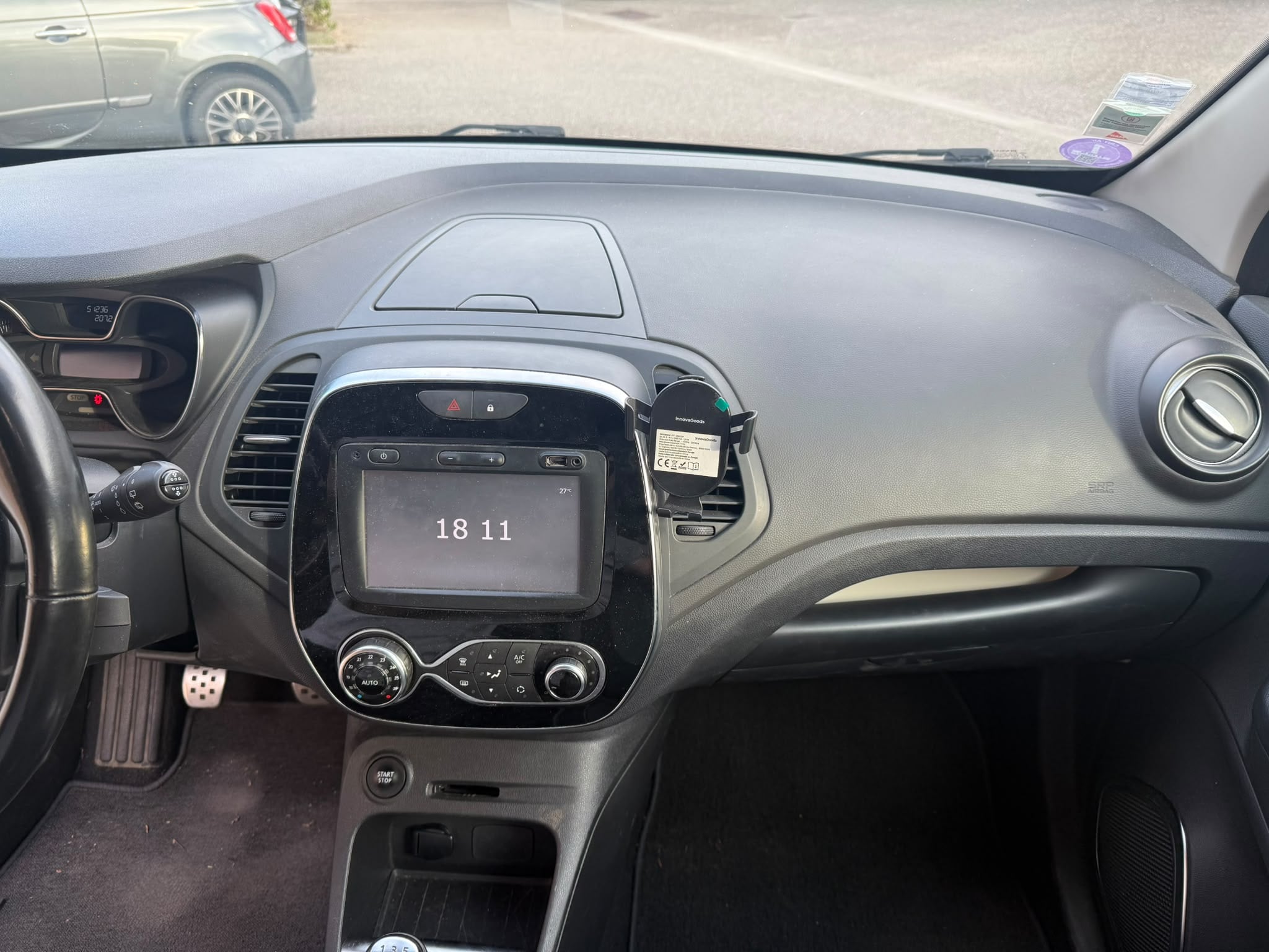 Renault Captur mit Kindersitz