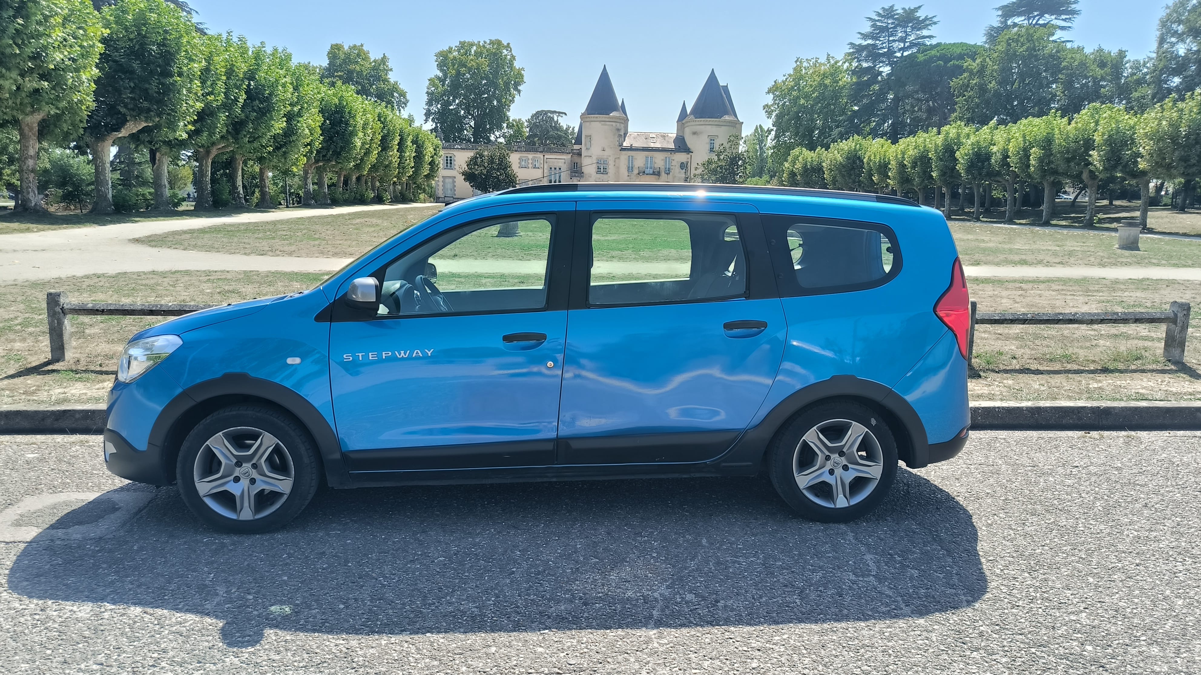 Dacia Lodgy GP72 avec Climatisation