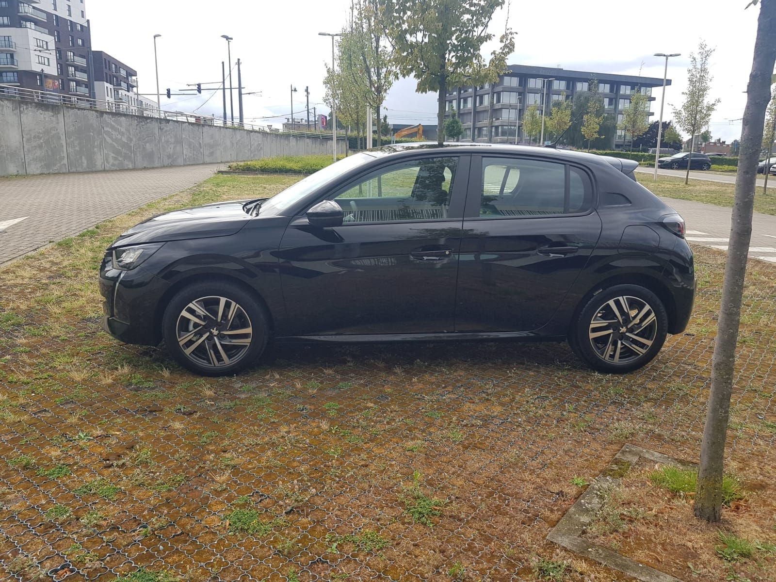 Peugeot 208 1.2 PureTech 100ch met Cruise control