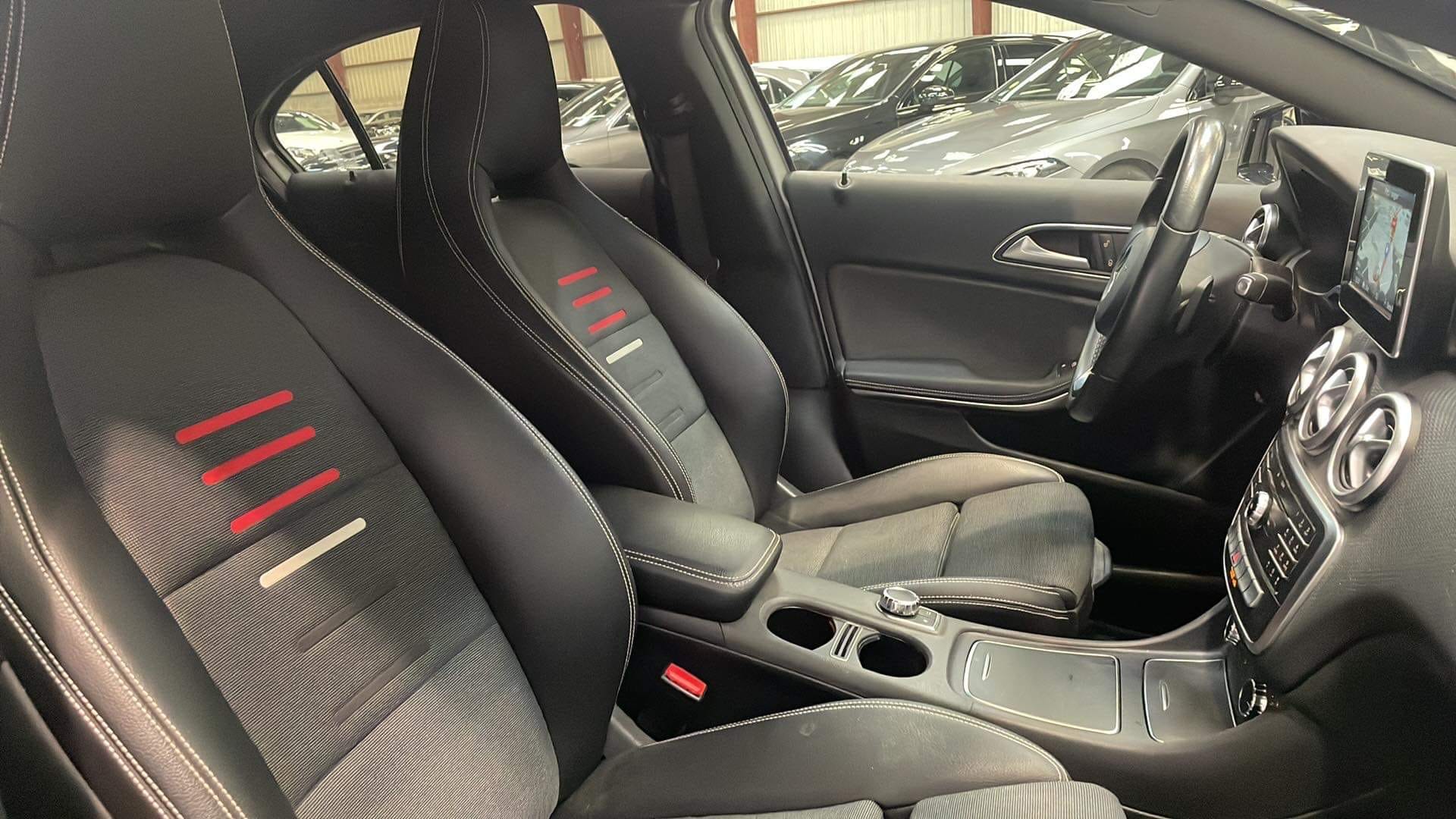 Mercedes-Benz Classe A 180 INSPIRATION with GPS
