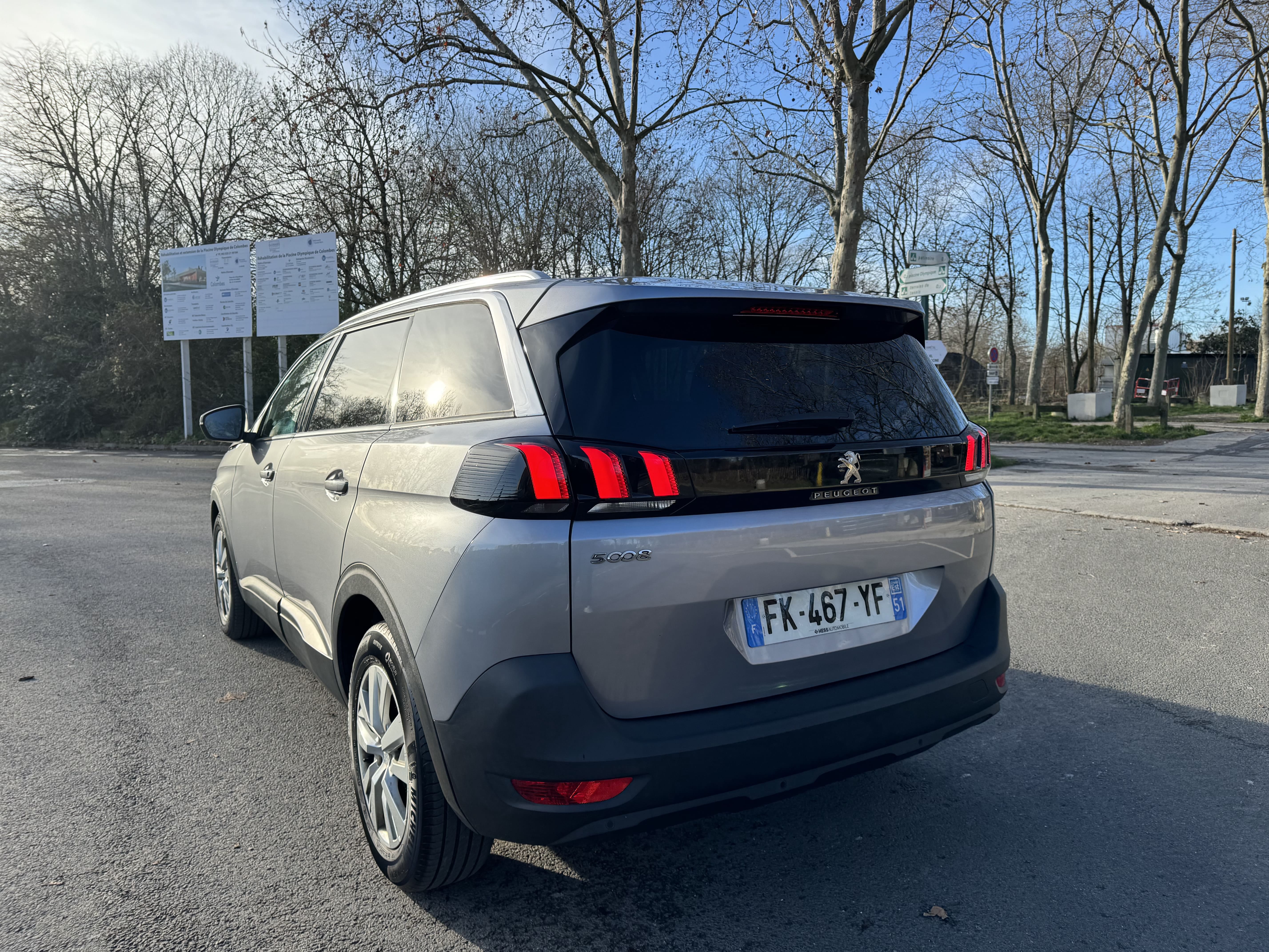 Peugeot 5008 Peugeot 5008 Full Option 7 places avec GPS