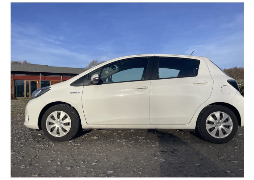 Toyota Yaris Hybride avec Climatisation