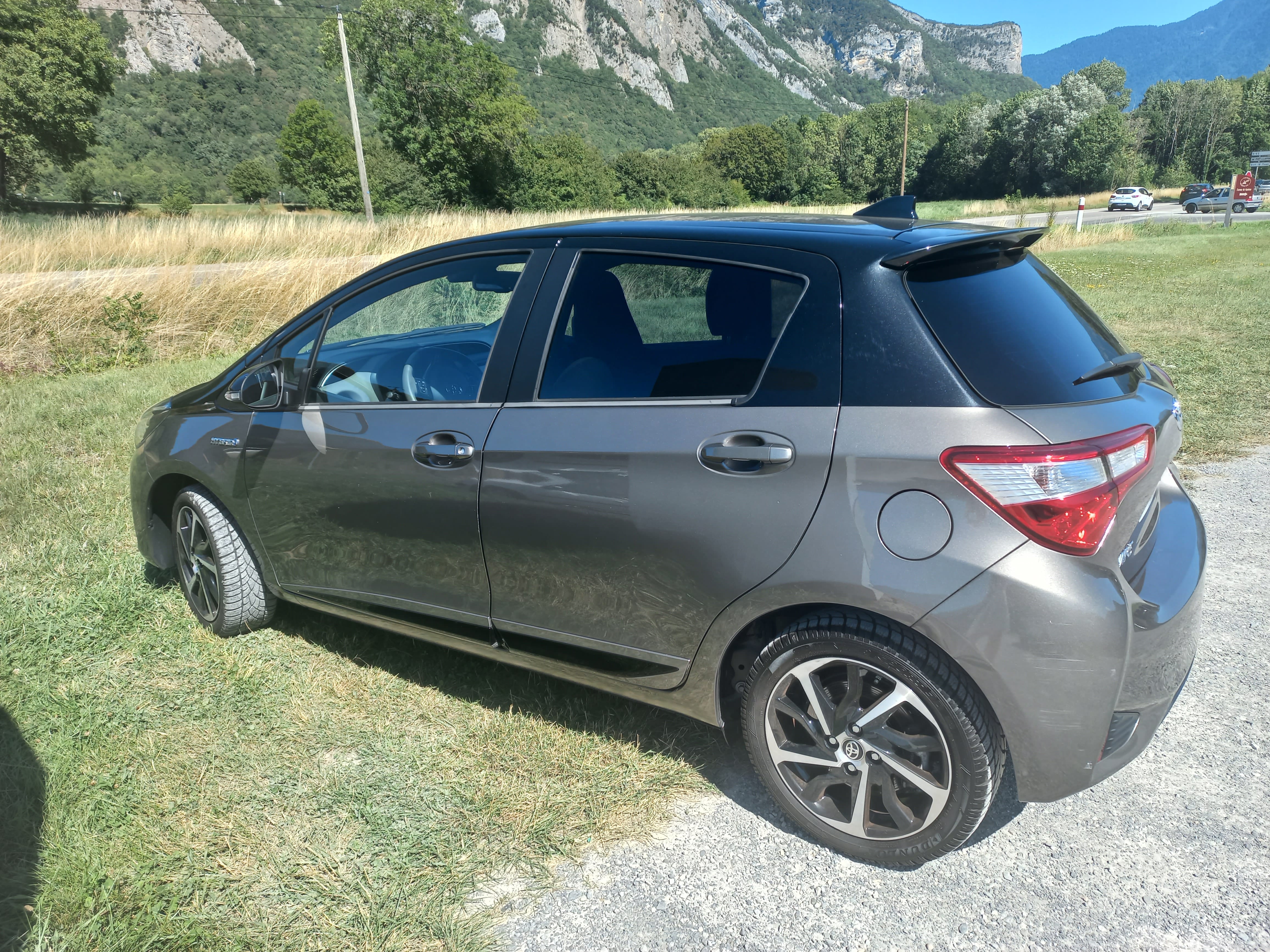 Toyota Yaris Hybride avec Caméra de recul