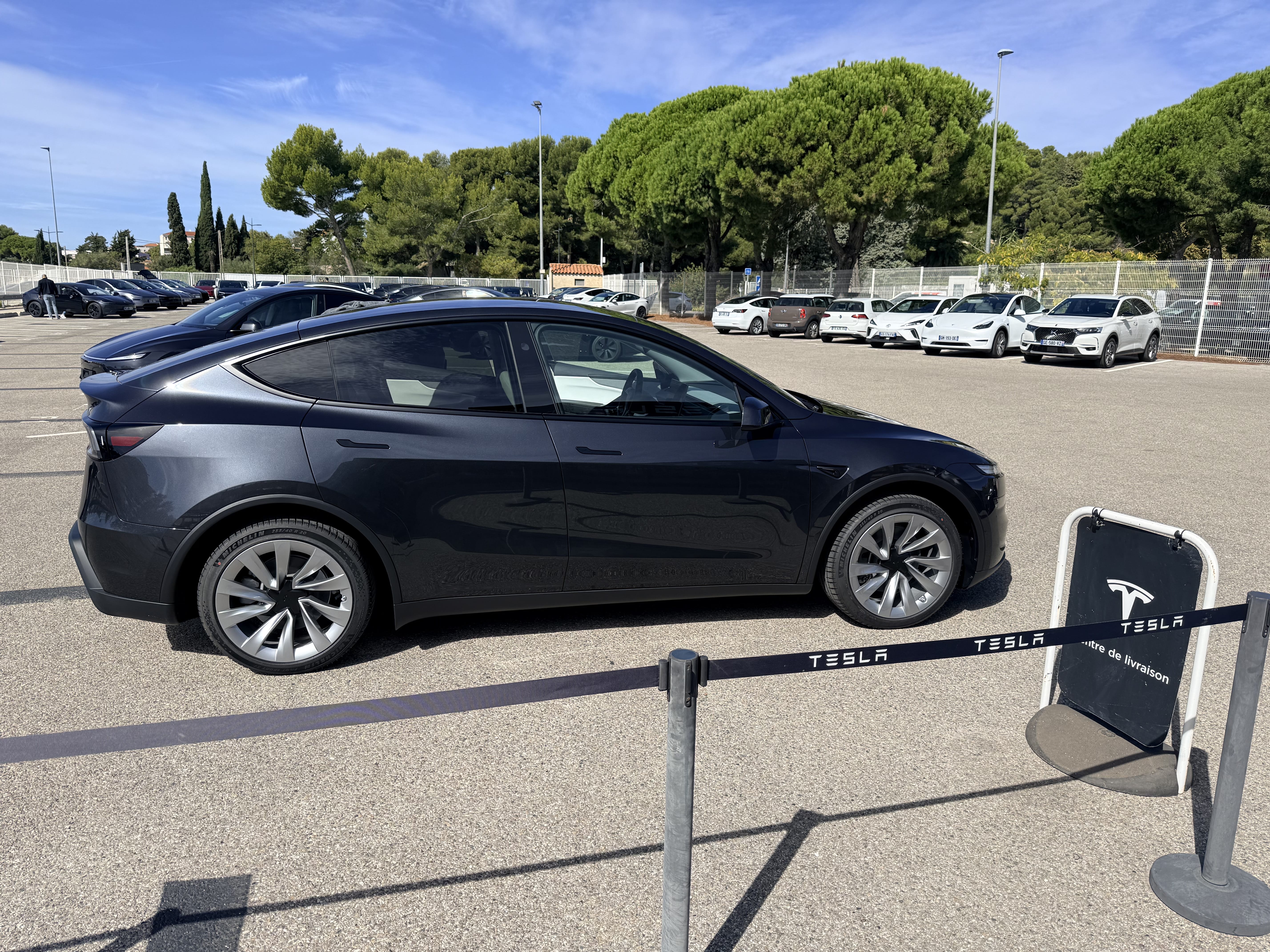Tesla Model Y Long Range avec Climatisation