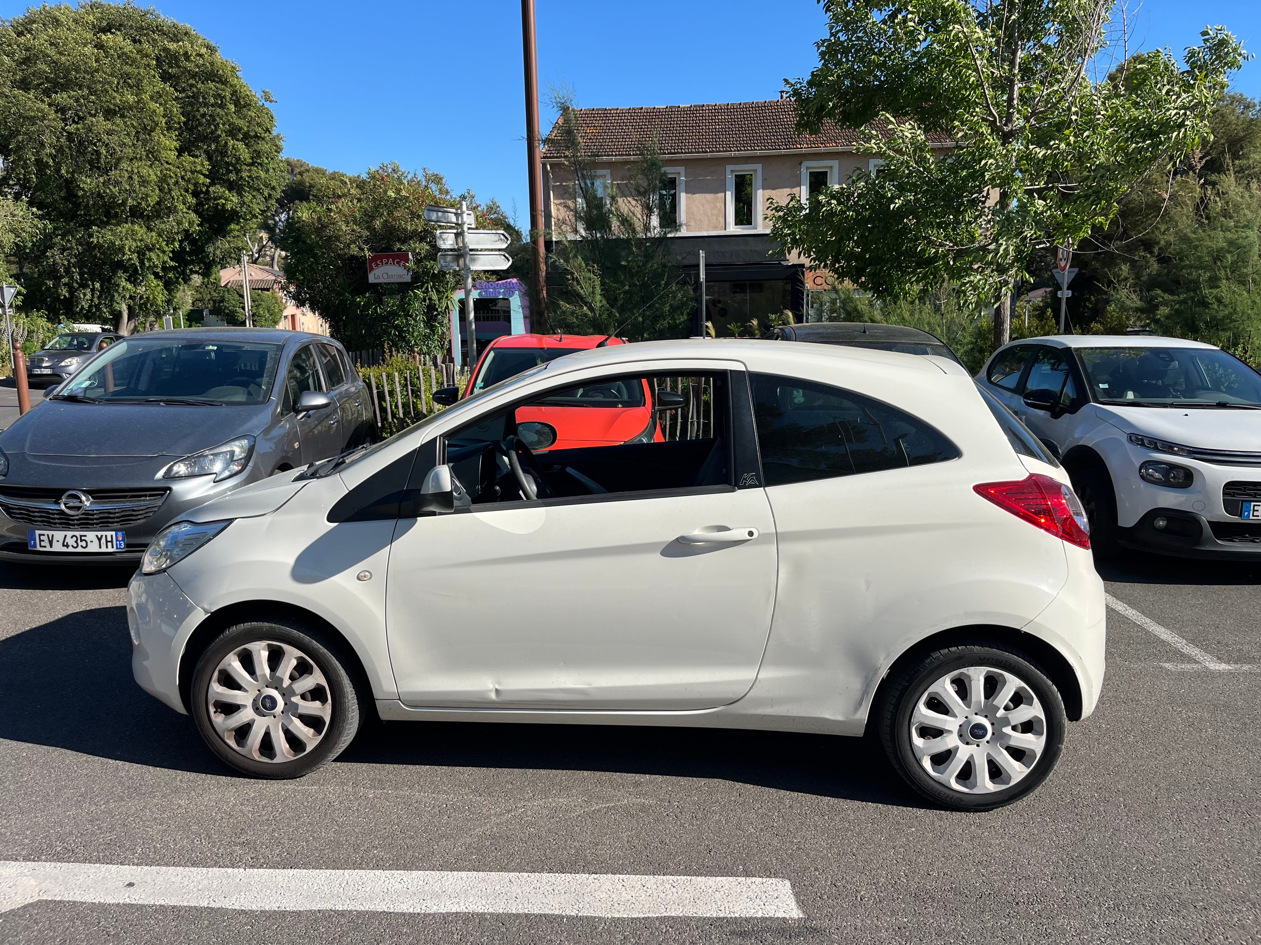 Ford Ka avec Climatisation