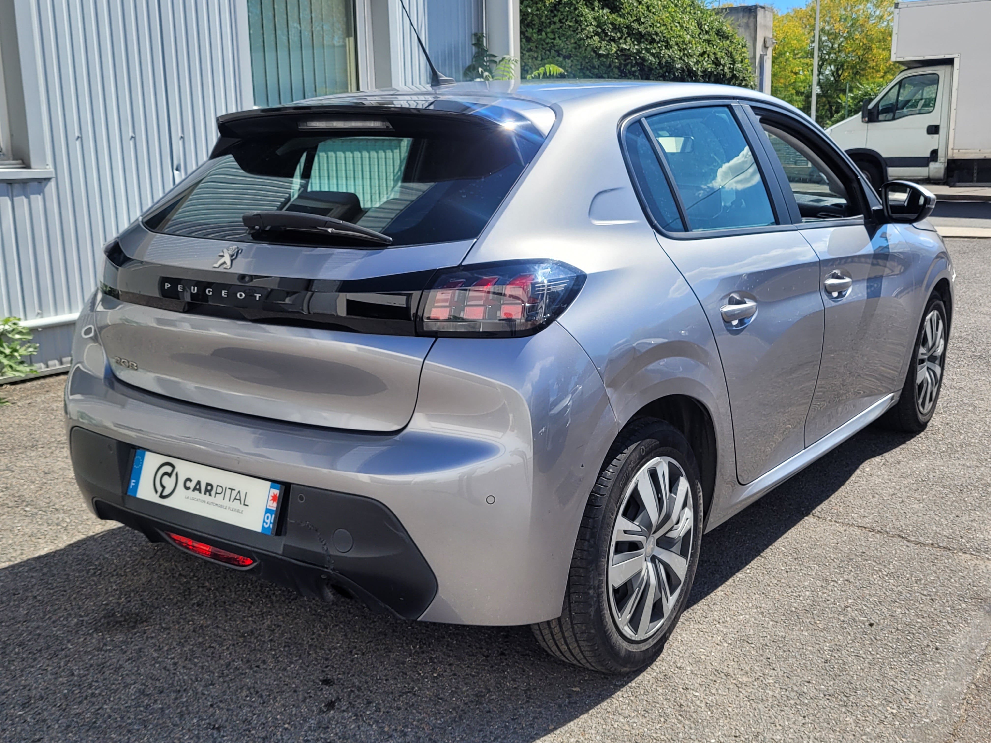 Peugeot 208 avec GPS