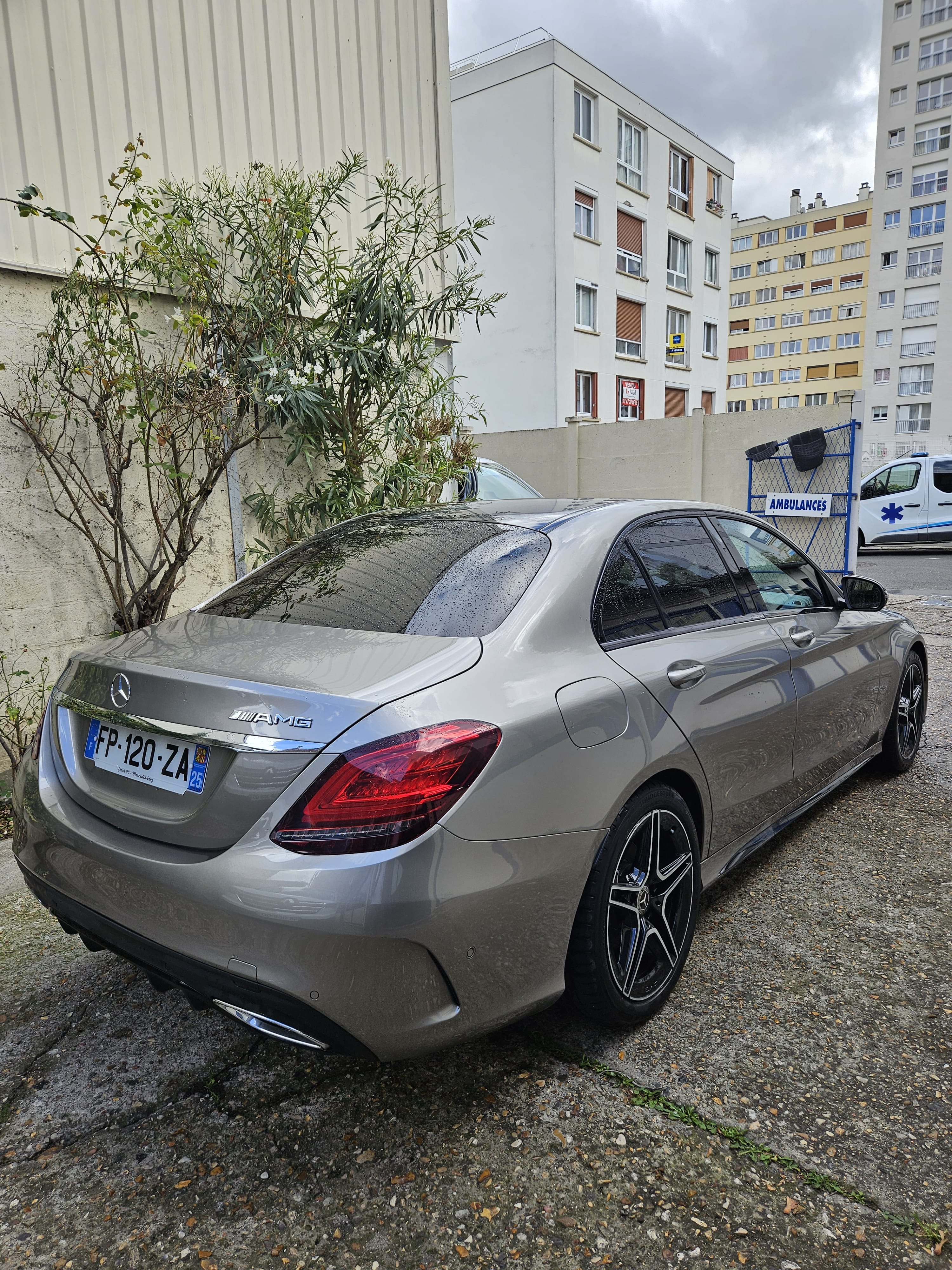 Mercedes-Benz Classe C avec Dashcam