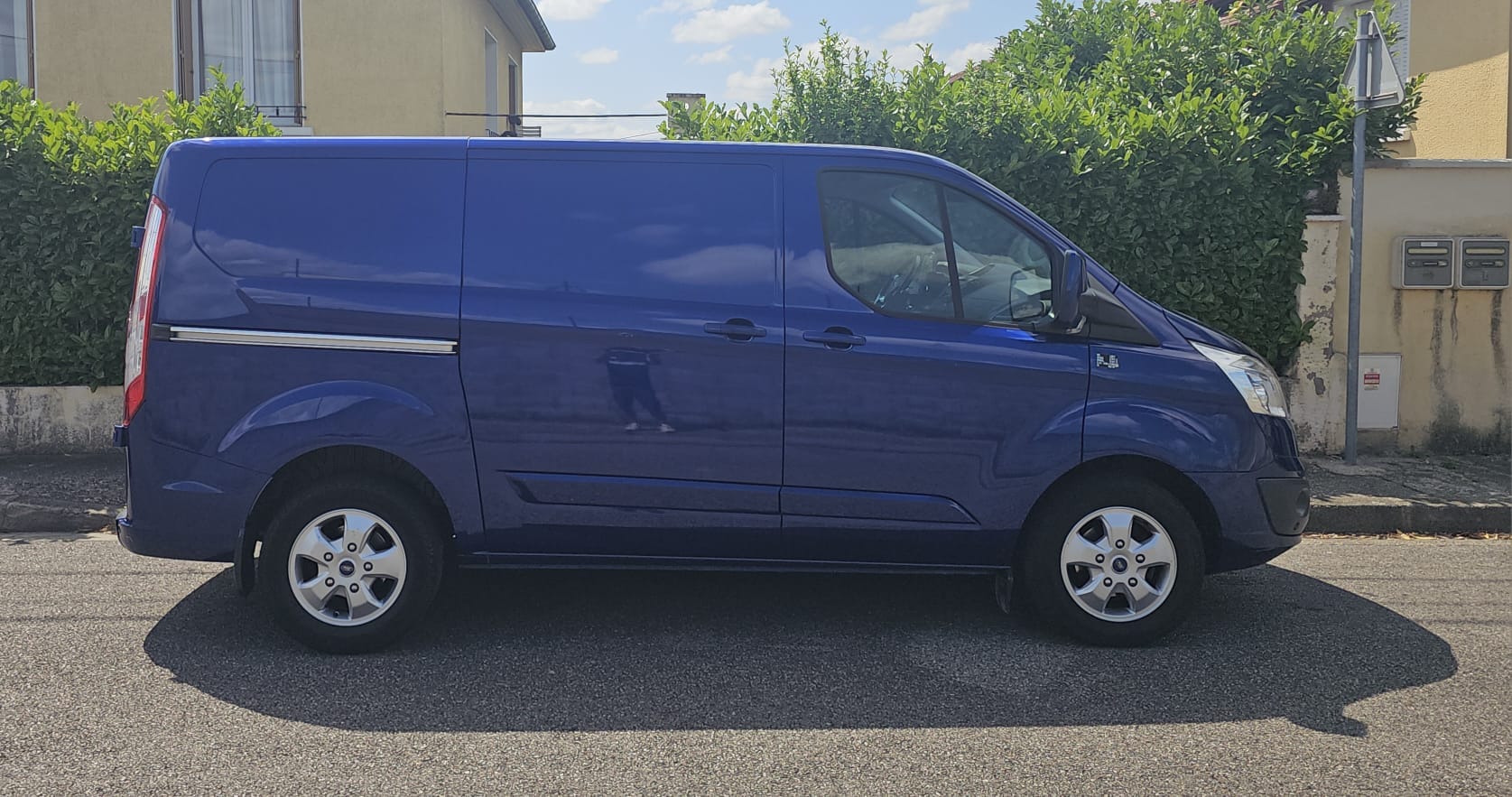 Ford Transit Custom Fourgon avec Climatisation