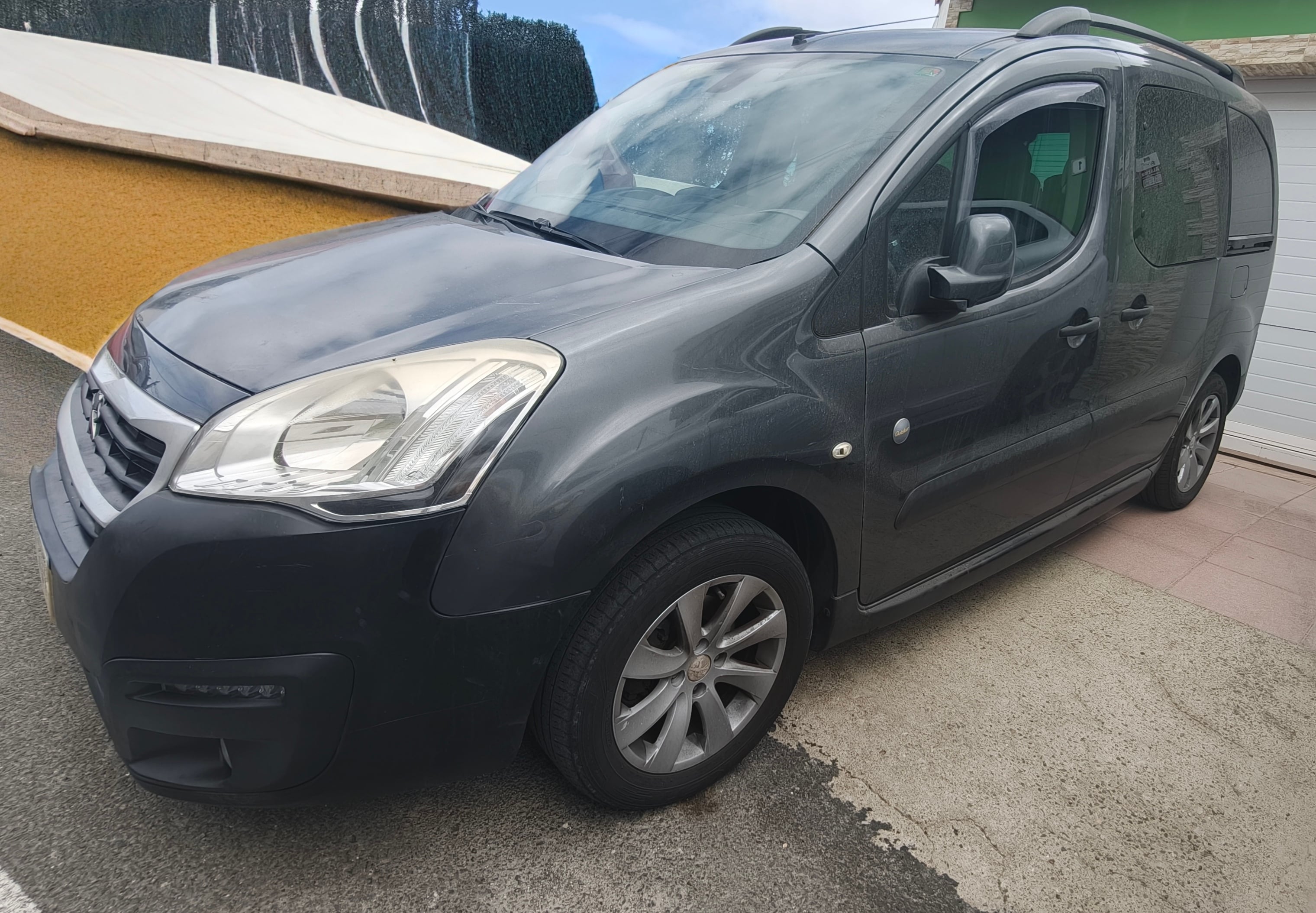 Peugeot Partner Tepee con Aire acondicionado