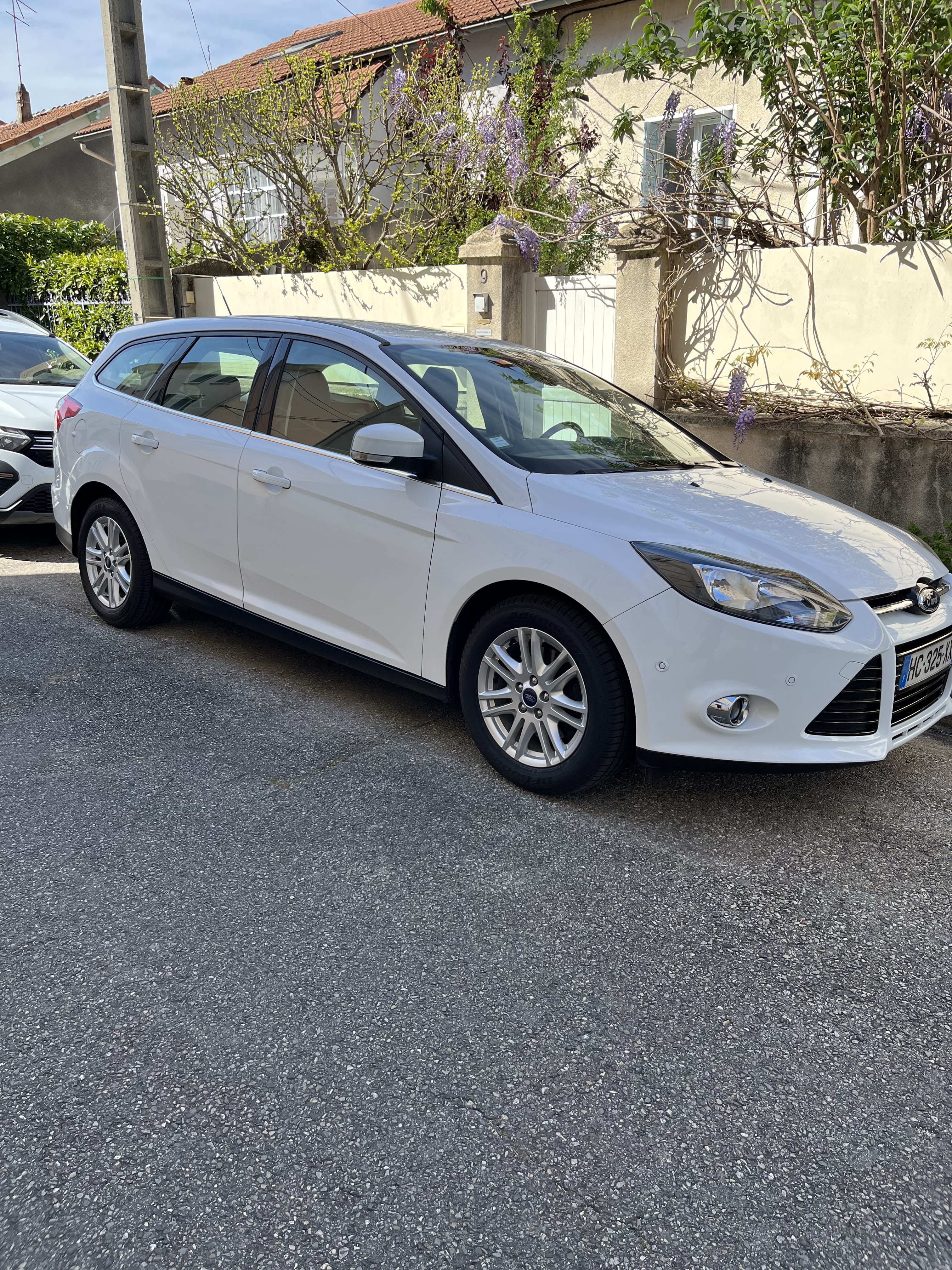 Ford Focus SW Break avec Climatisation