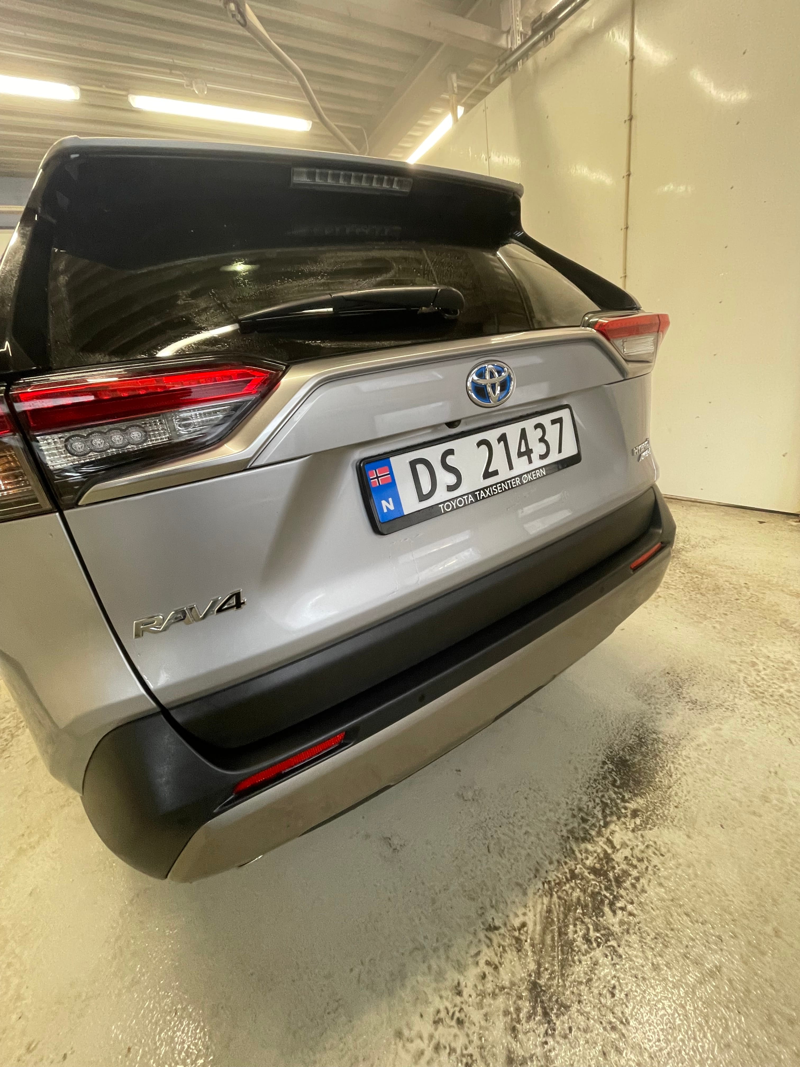 Toyota RAV 4 Hybrid mit Bluetooth-Audio