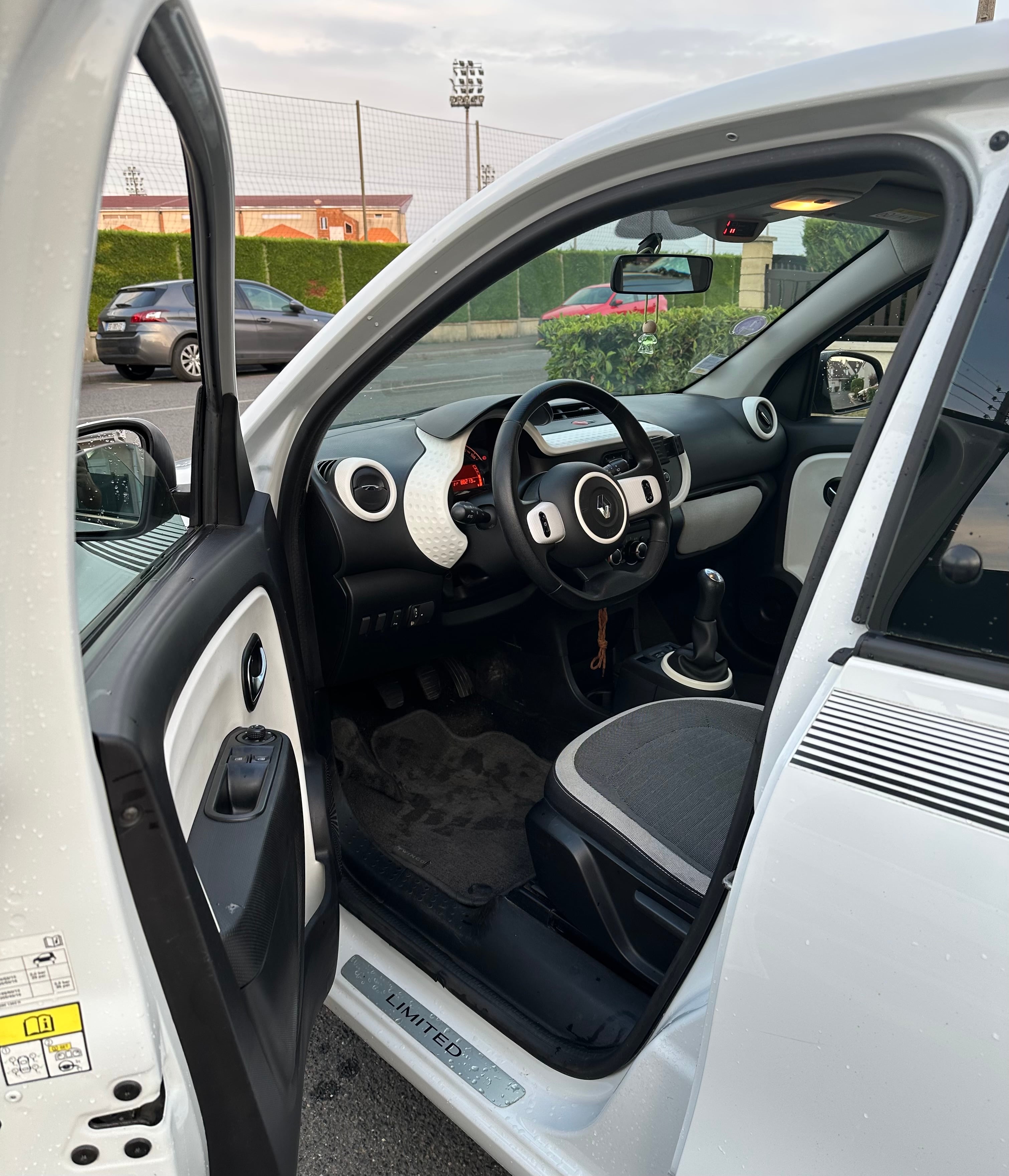 Renault Twingo III 1.0 Sce avec Port USB