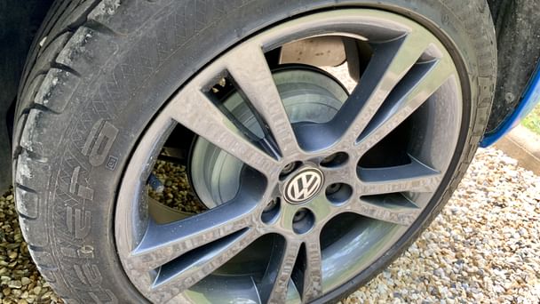 Volkswagen Polo Louez la Volkswagen Polo TDI – Dynamisme, Confort et Économie de Carburant !
