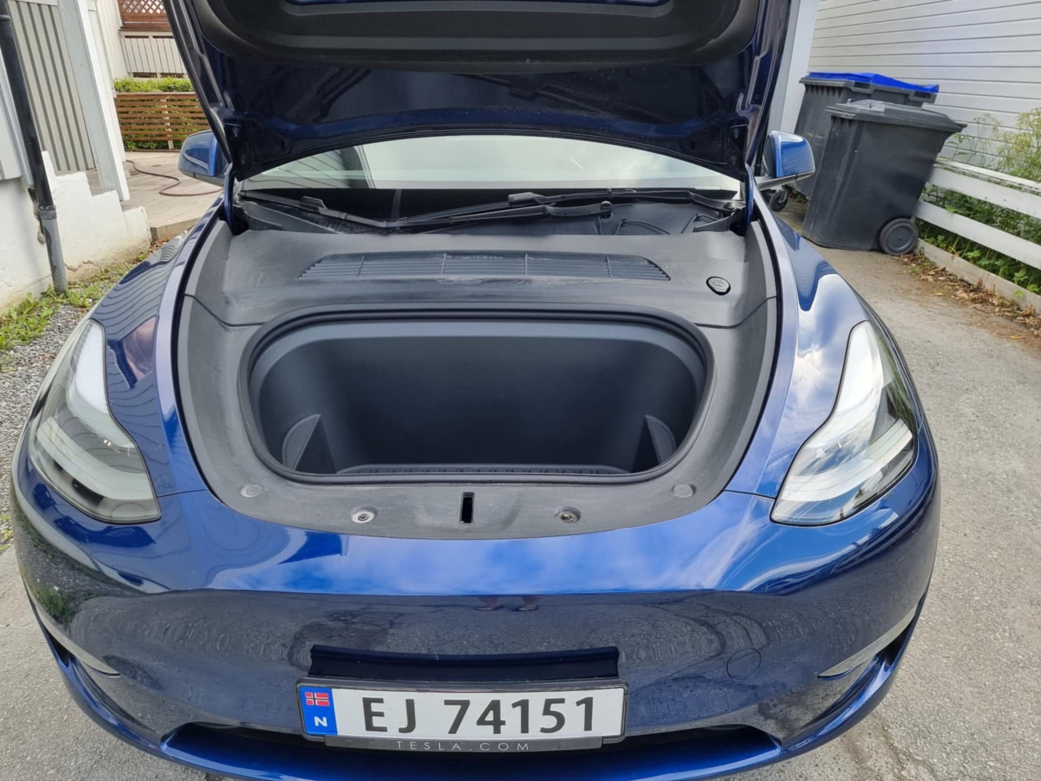 Tesla Model Y Long Range med Dashcam