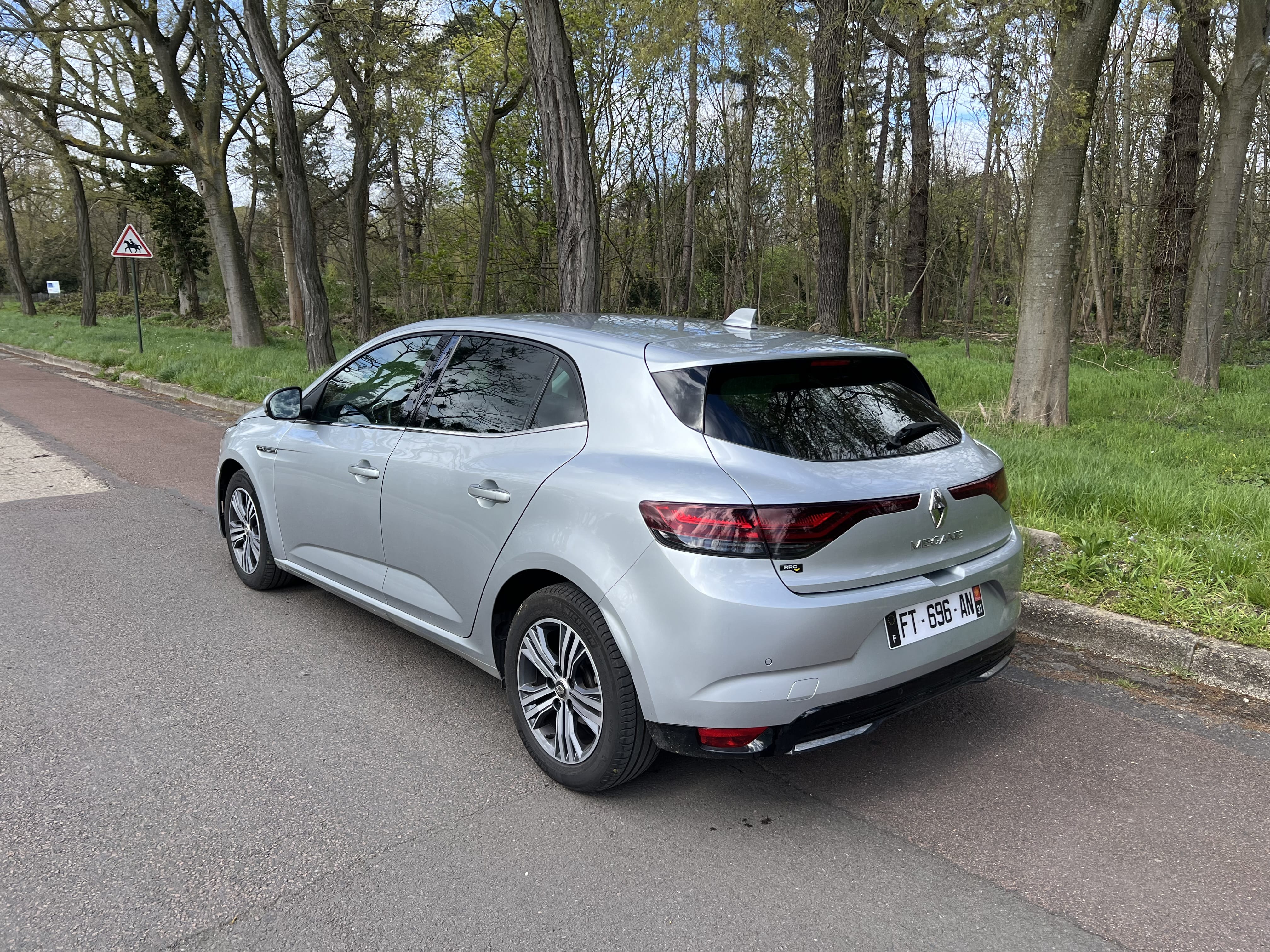 Renault Mégane 1.3 Tce 140 EDC7 Intens met Achteruitrijcamera