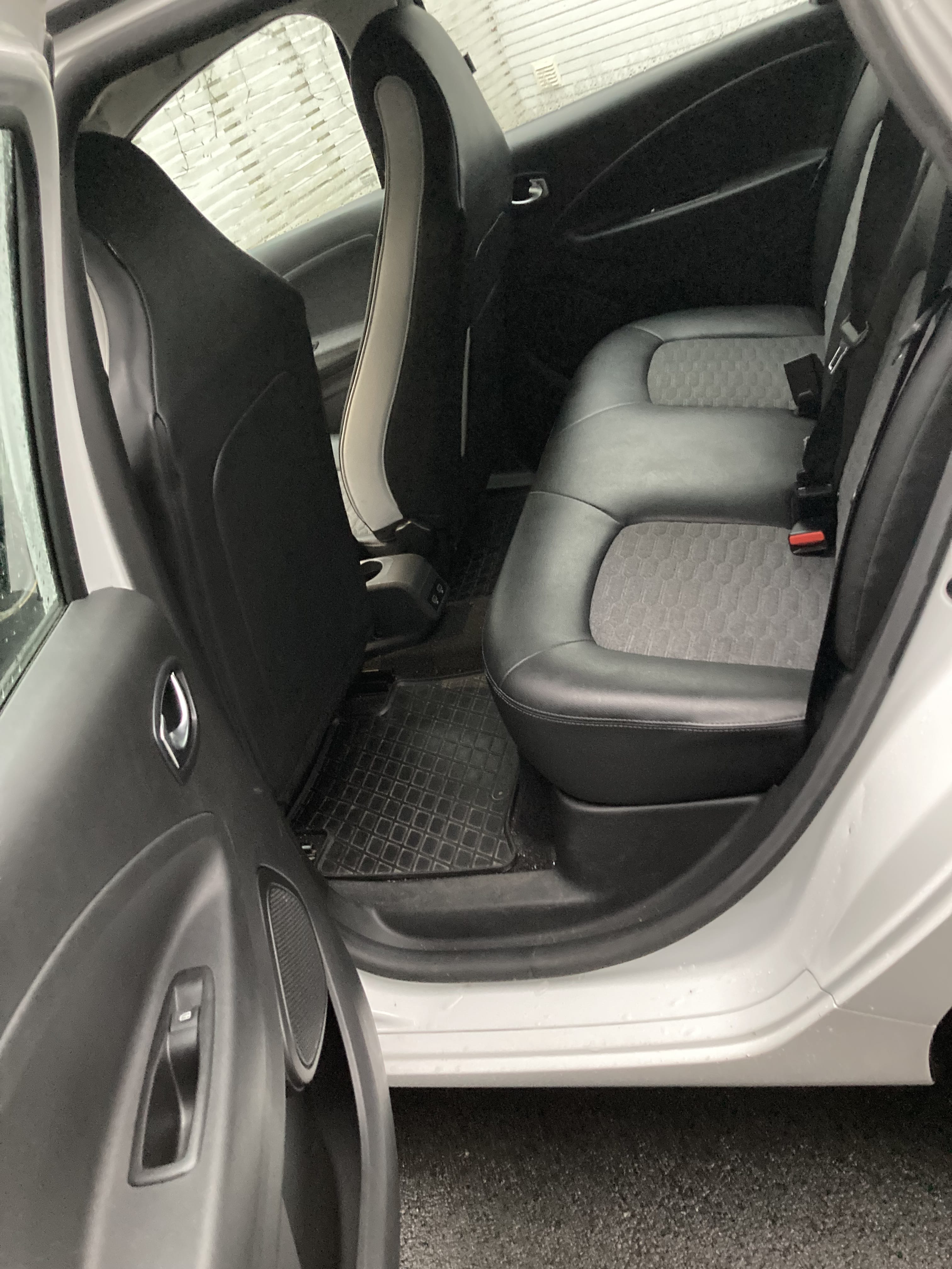 Renault ZOE with Audio / iPod input