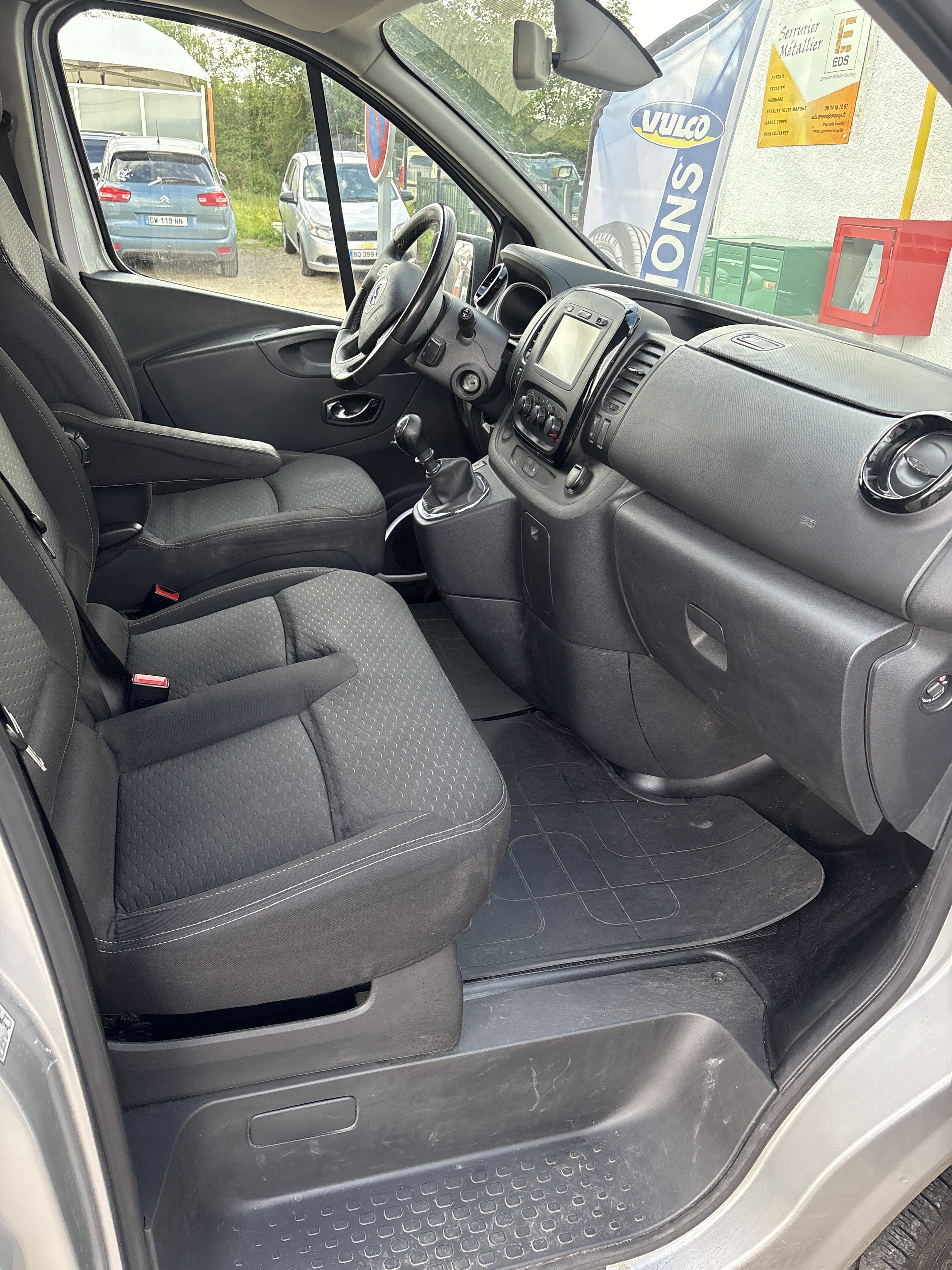 Opel Vivaro Combi avec Régulateur de vitesse