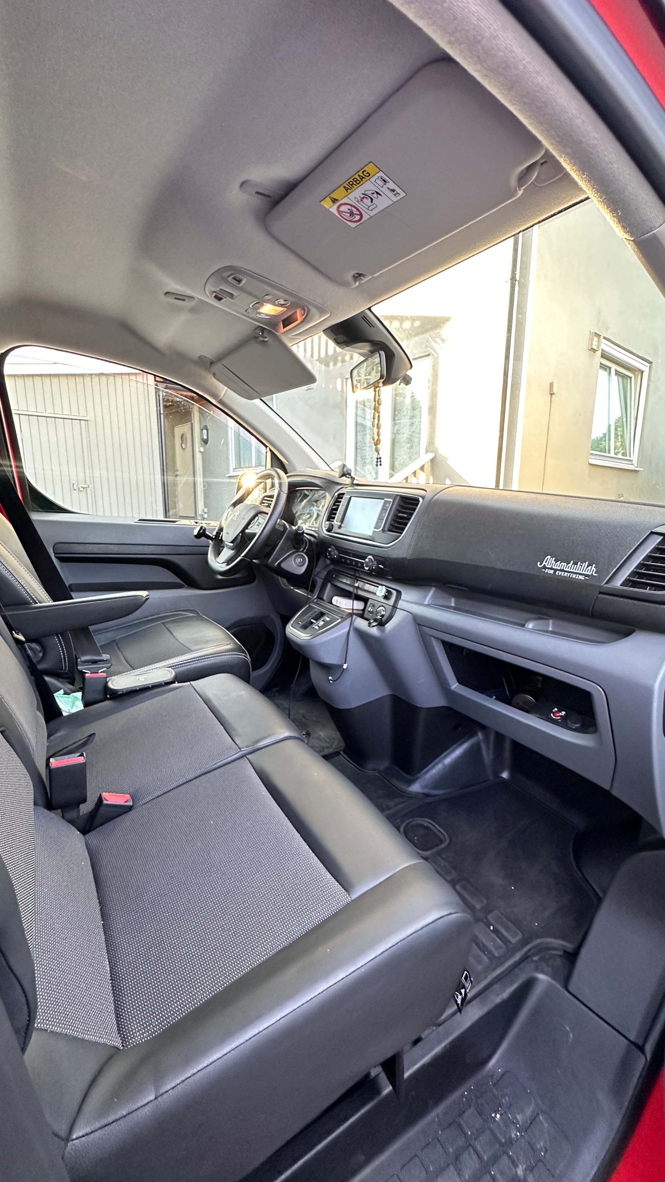 Peugeot Expert med Android Auto