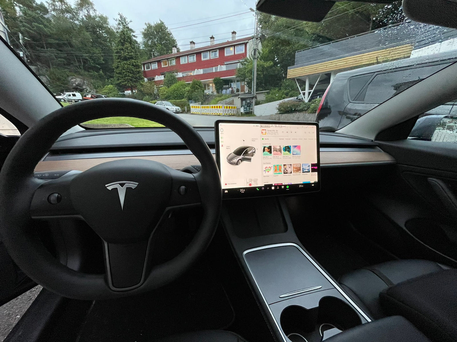 Tesla Model 3 med Cruisekontroll
