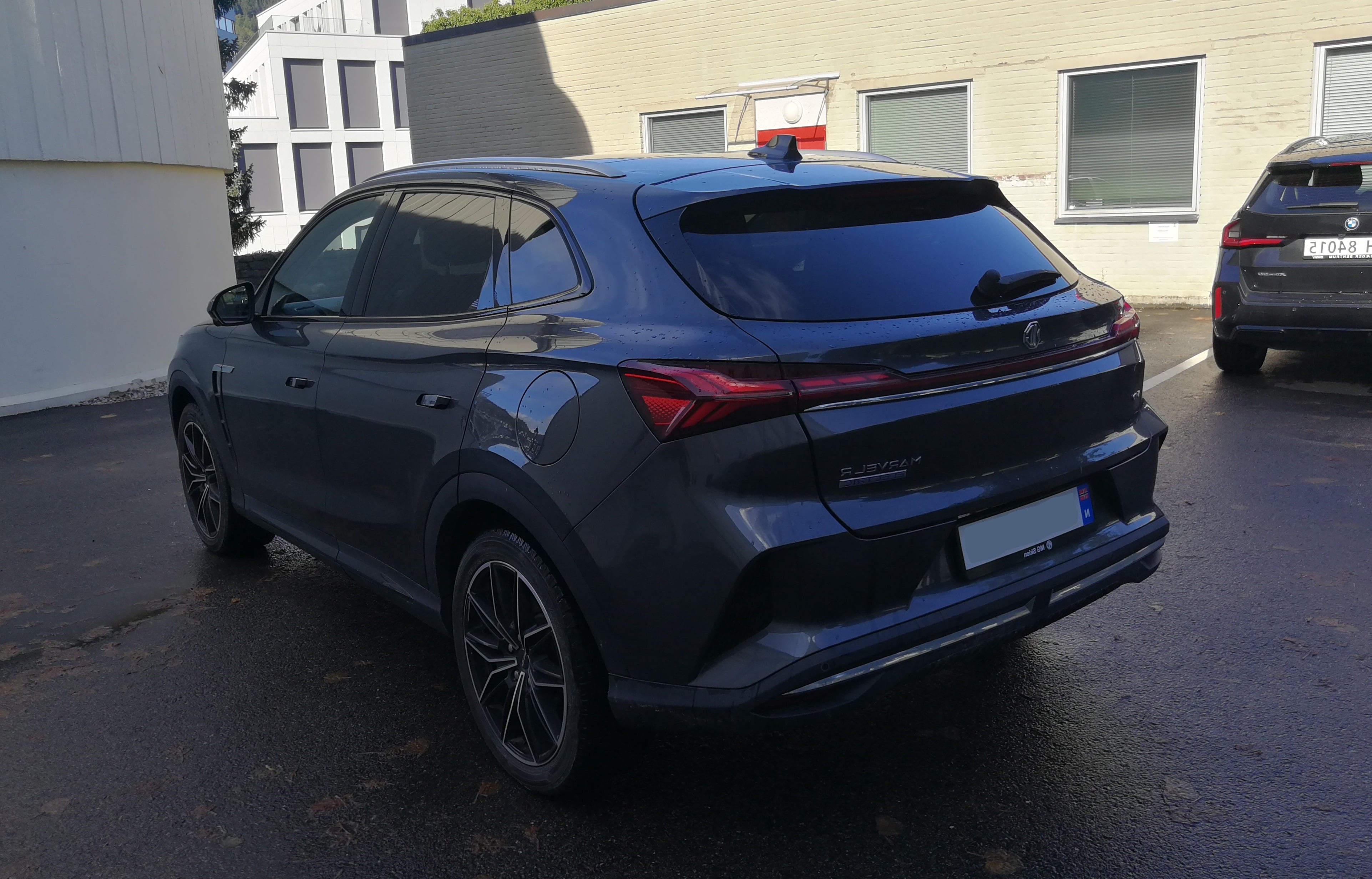 MG Marvel R Performance 4WD, mulig for selvbetjening henting og retur. med GPS