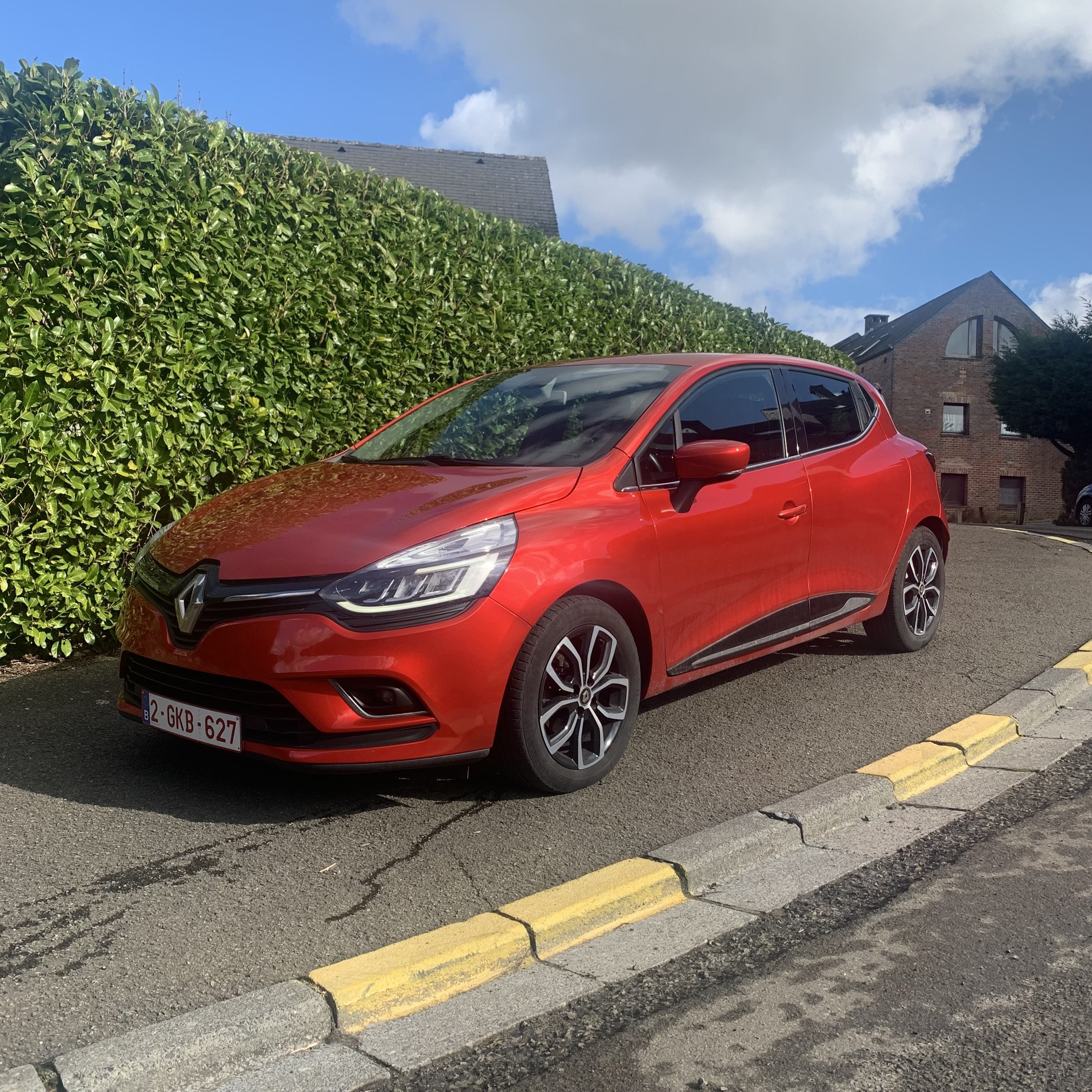 Renault Clio Essence Série Spéciale, 2019, Euro 95 (E10)