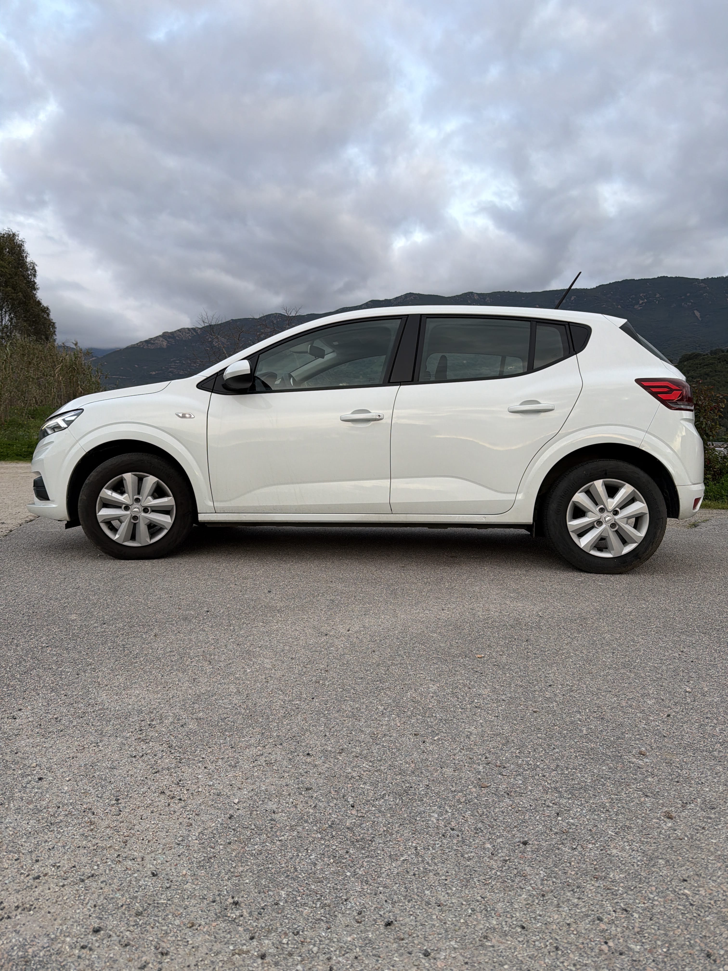 Dacia Sandero avec Climatisation