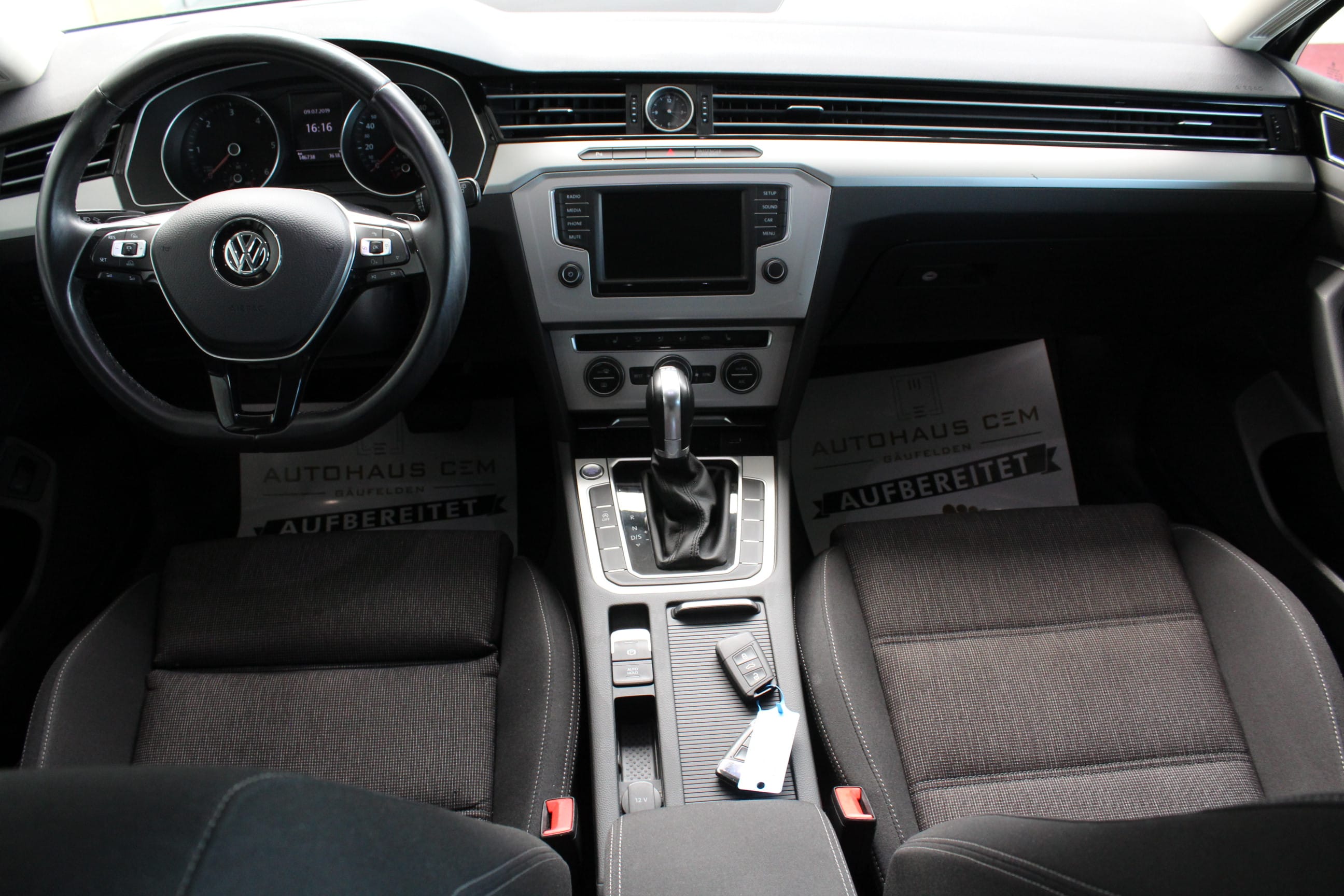 Volkswagen Passat Kombi 2.0 TDI Comfortline | AHK | DSG | ACC mit Kindersitz