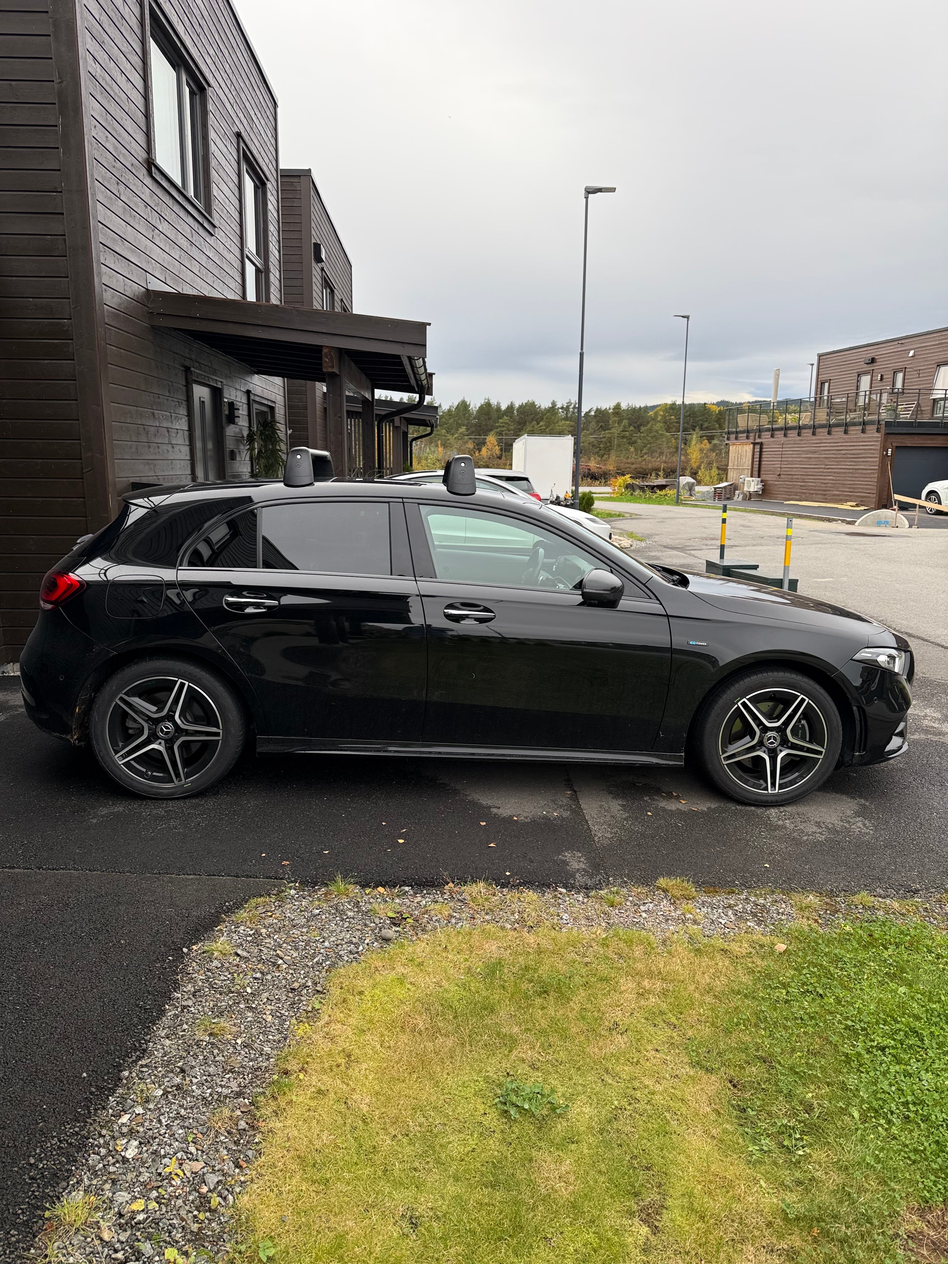 Mercedes-Benz A-Klasse 250 e with Air conditioning