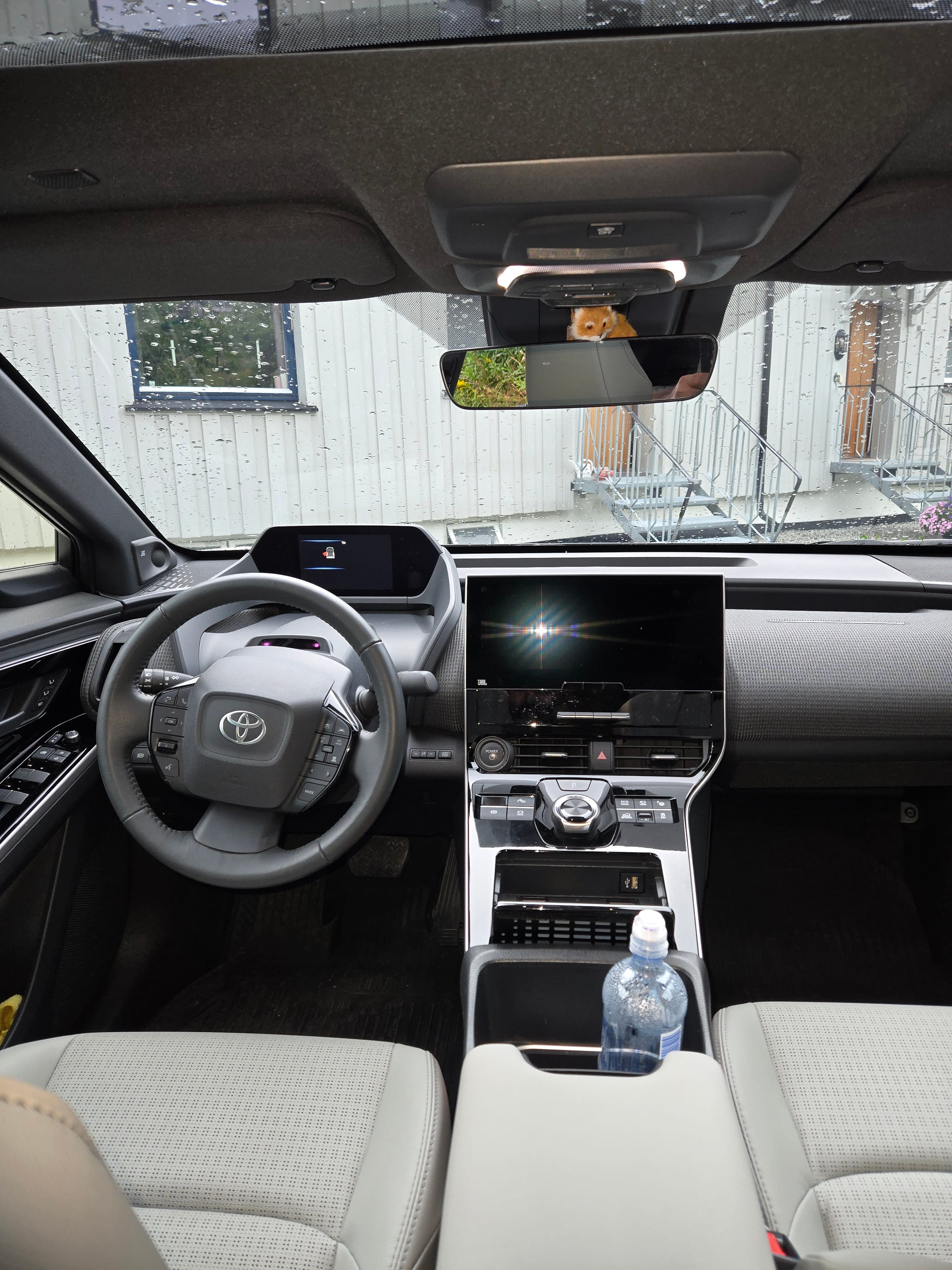 Toyota bZ4X XLE/Limited