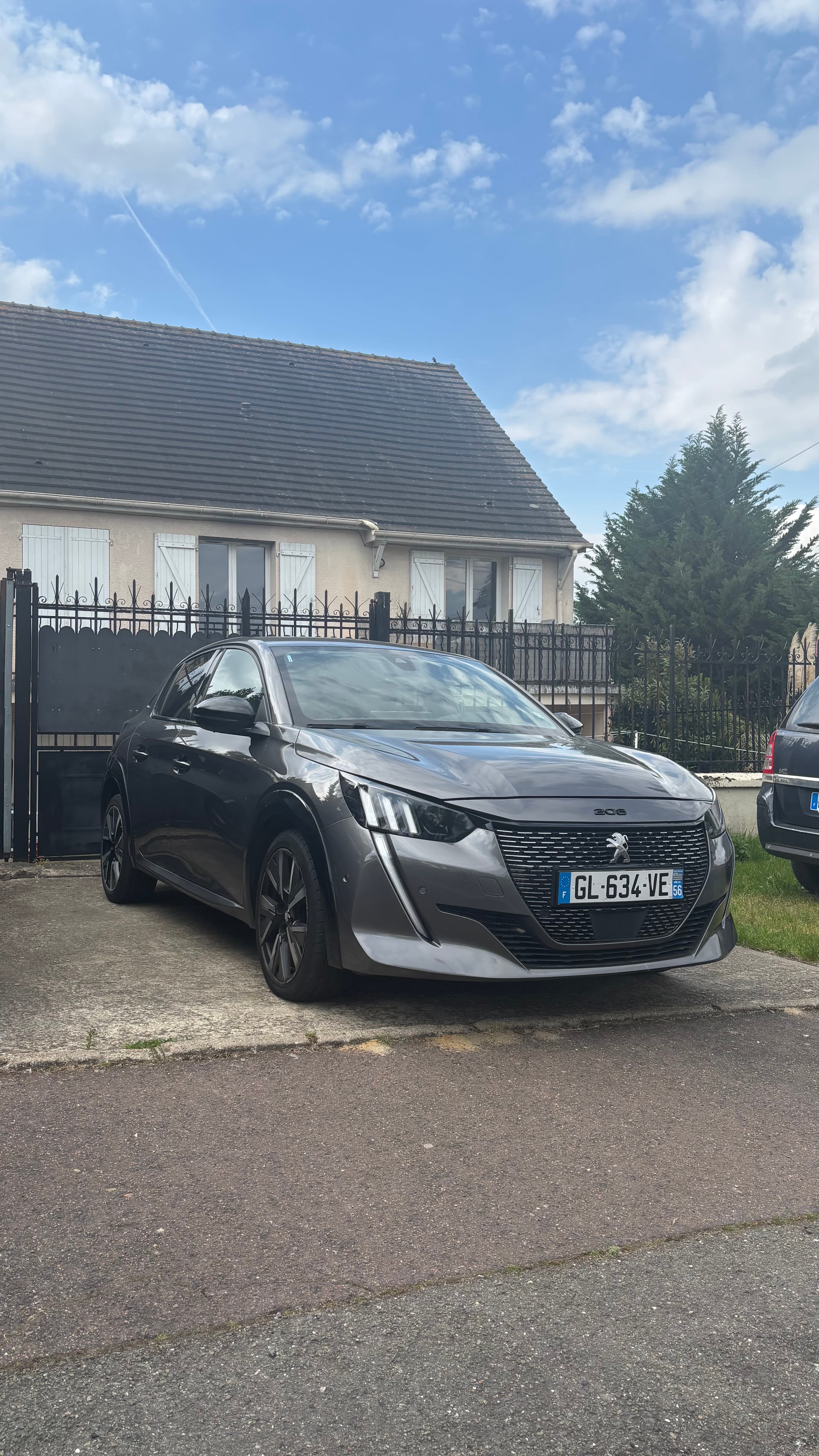 Peugeot 208, 2022, Essence 95, automatique