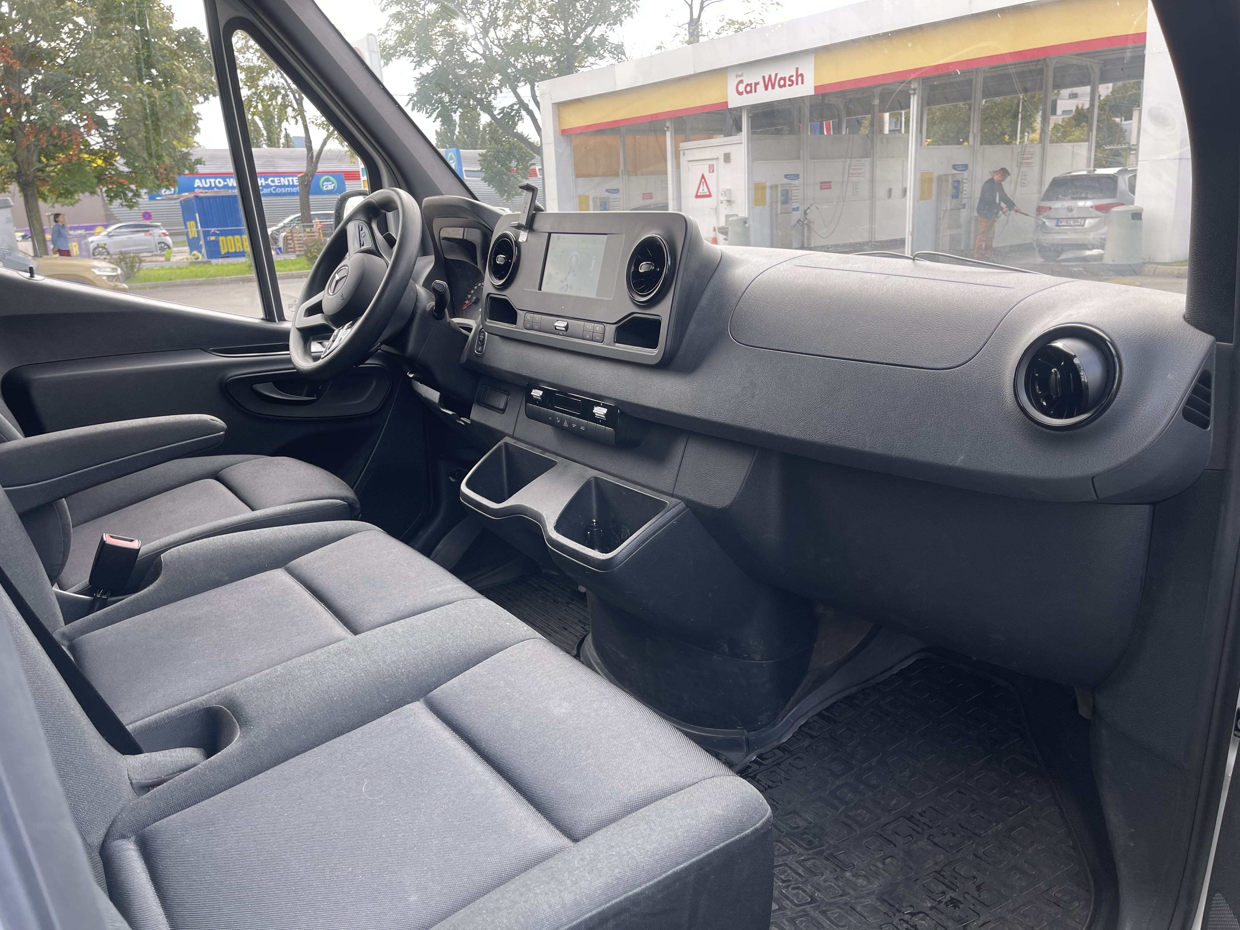 Mercedes-Benz Sprinter mit Navigationsgerät