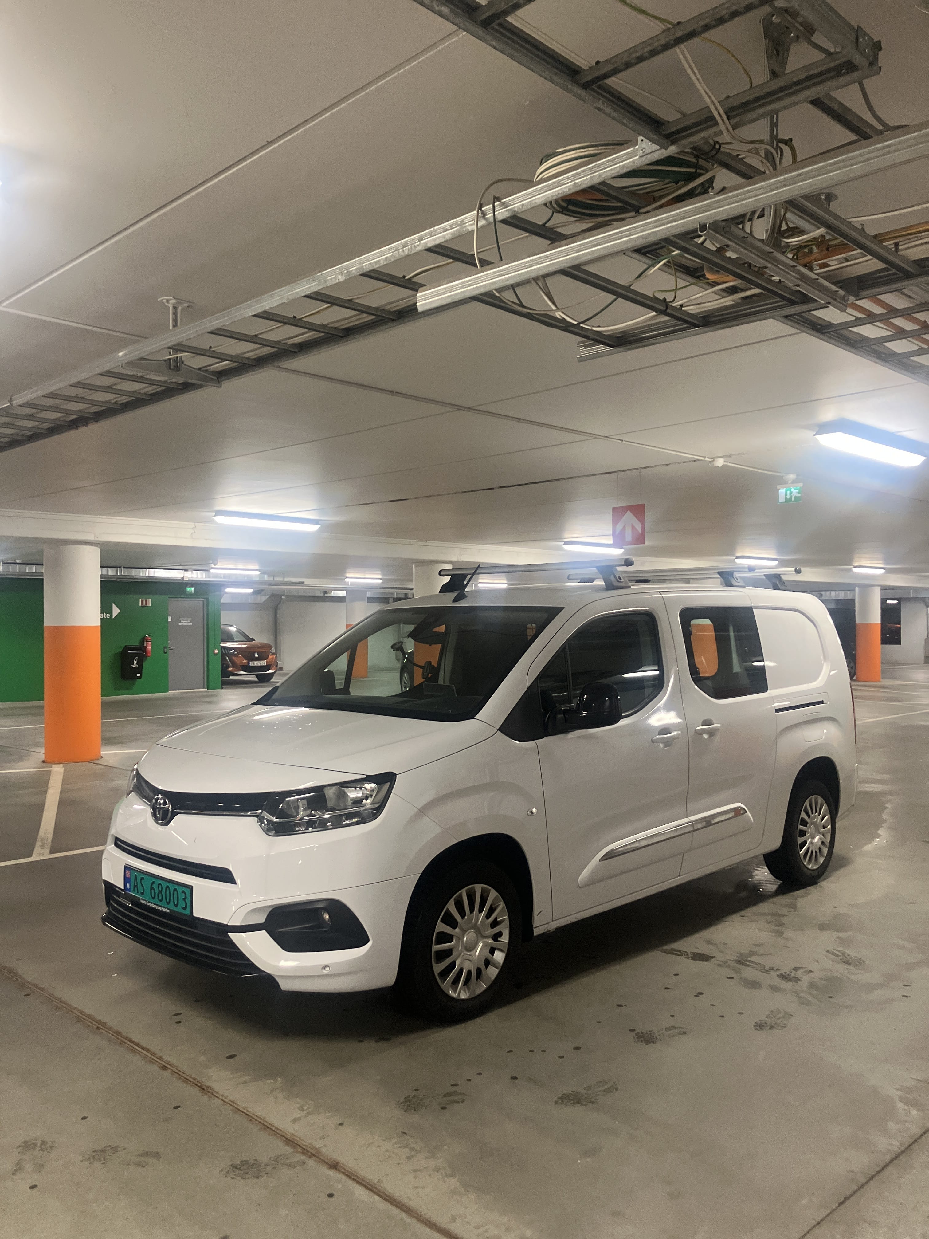 Toyota Proace City 1.5 D-4D (BlueHDi) – 130 hk, automatgir, cruise control, Apple CarPlay/Android Auto, 2023, Diesel, automatisk