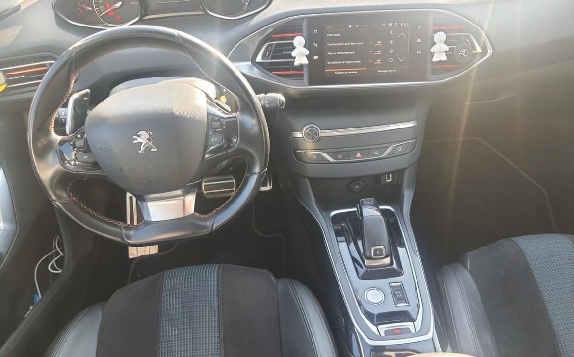 Peugeot 308 Tech Edition avec GPS