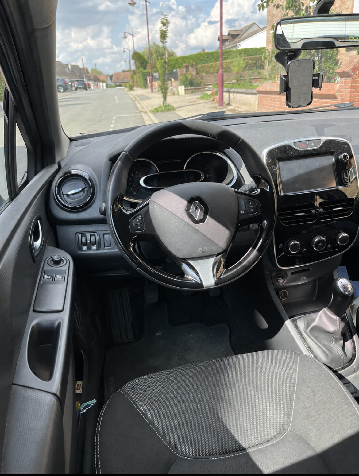 Renault Clio TCE avec Régulateur de vitesse