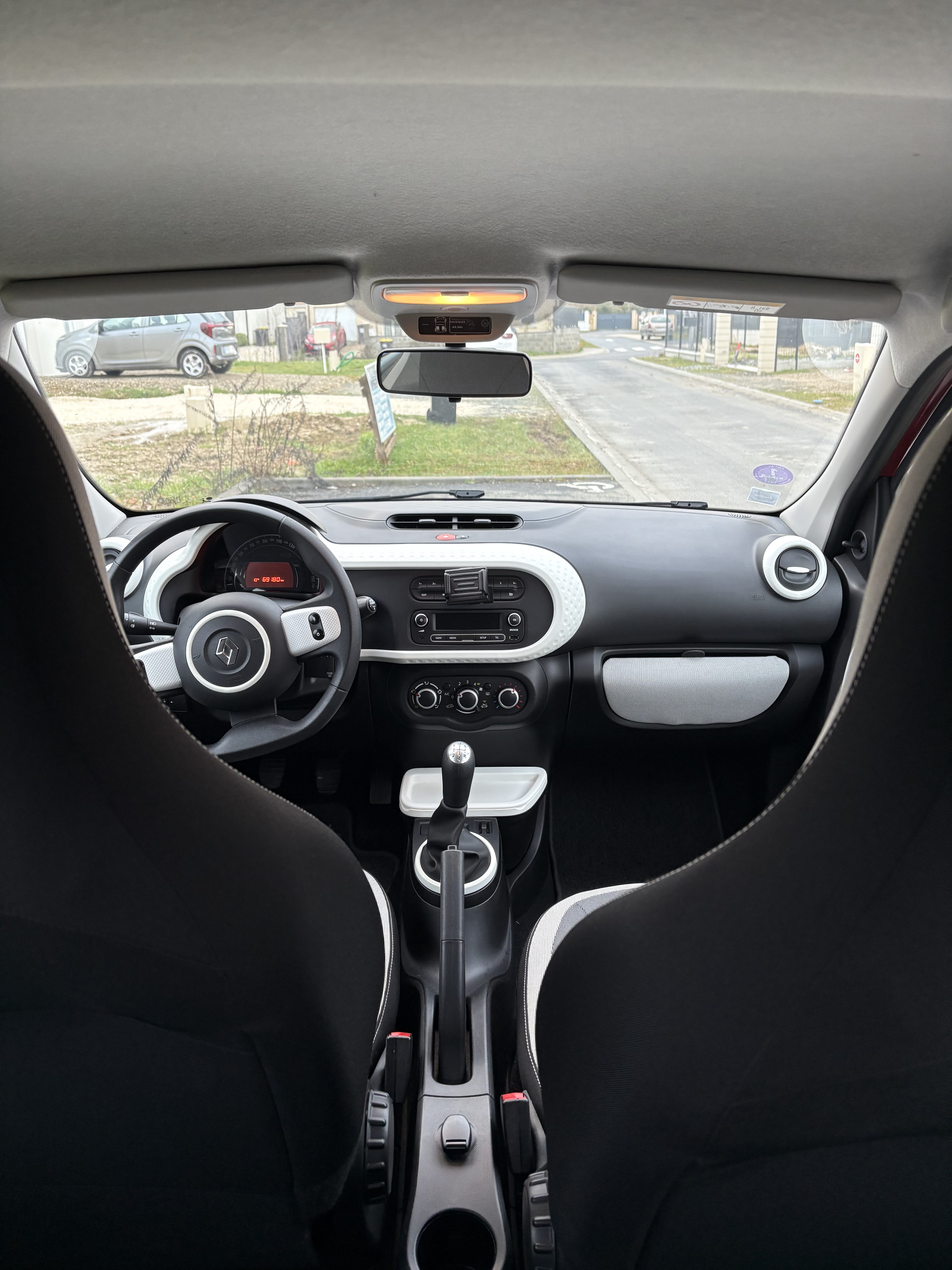 Renault Twingo avec Régulateur de vitesse