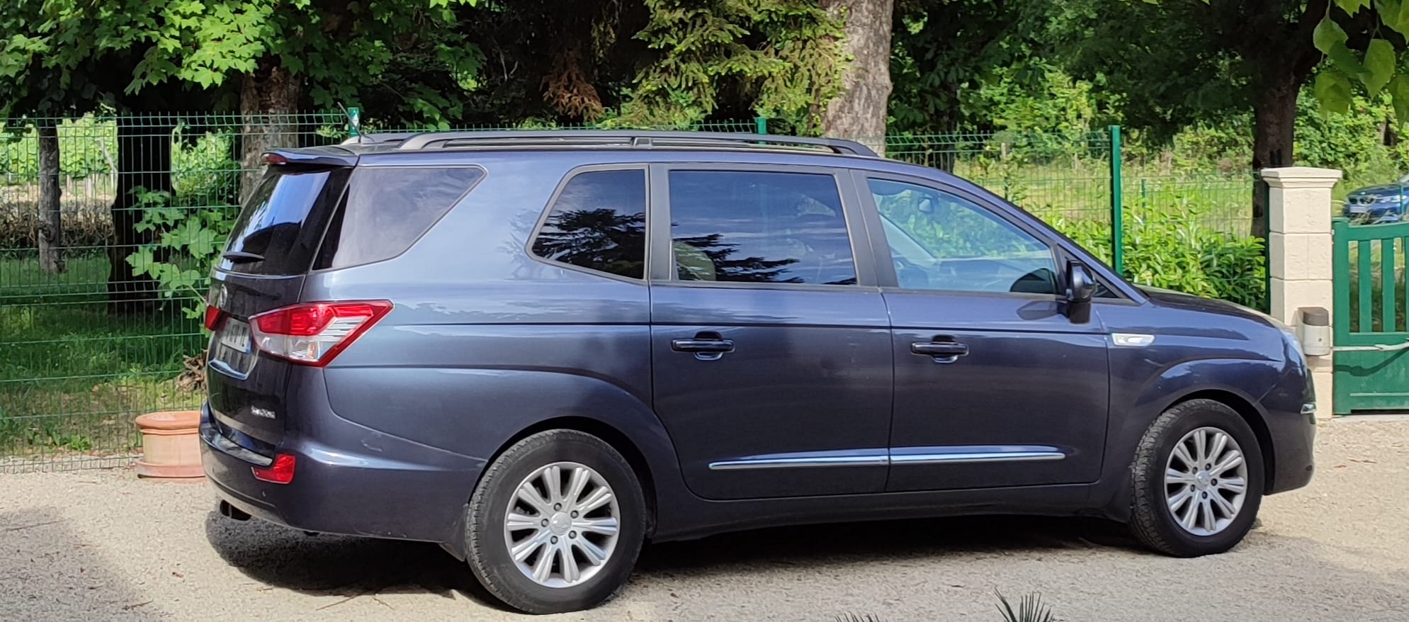 Ssangyong Rodius avec Siège bébé