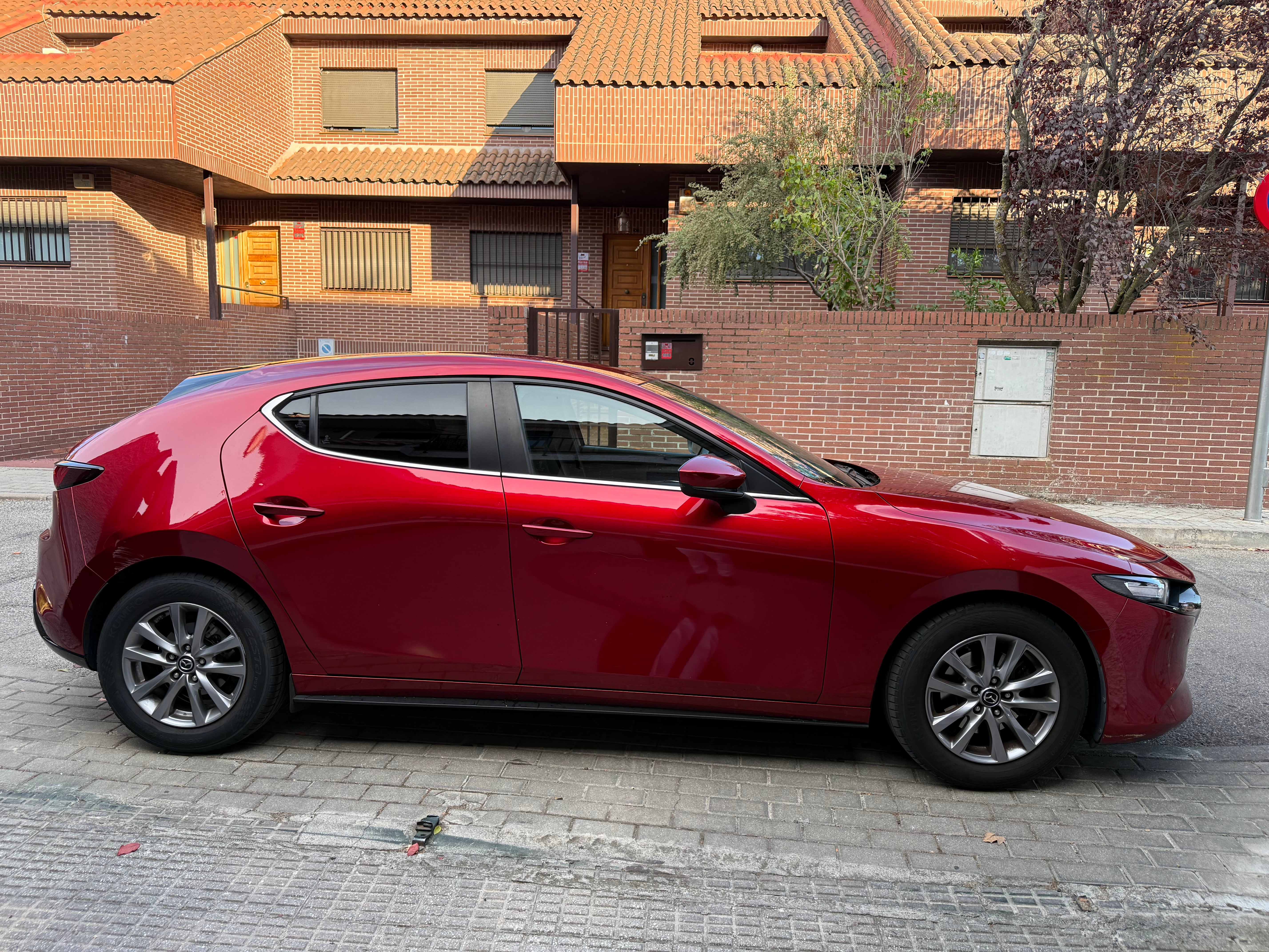 Mazda 3 con Aire acondicionado