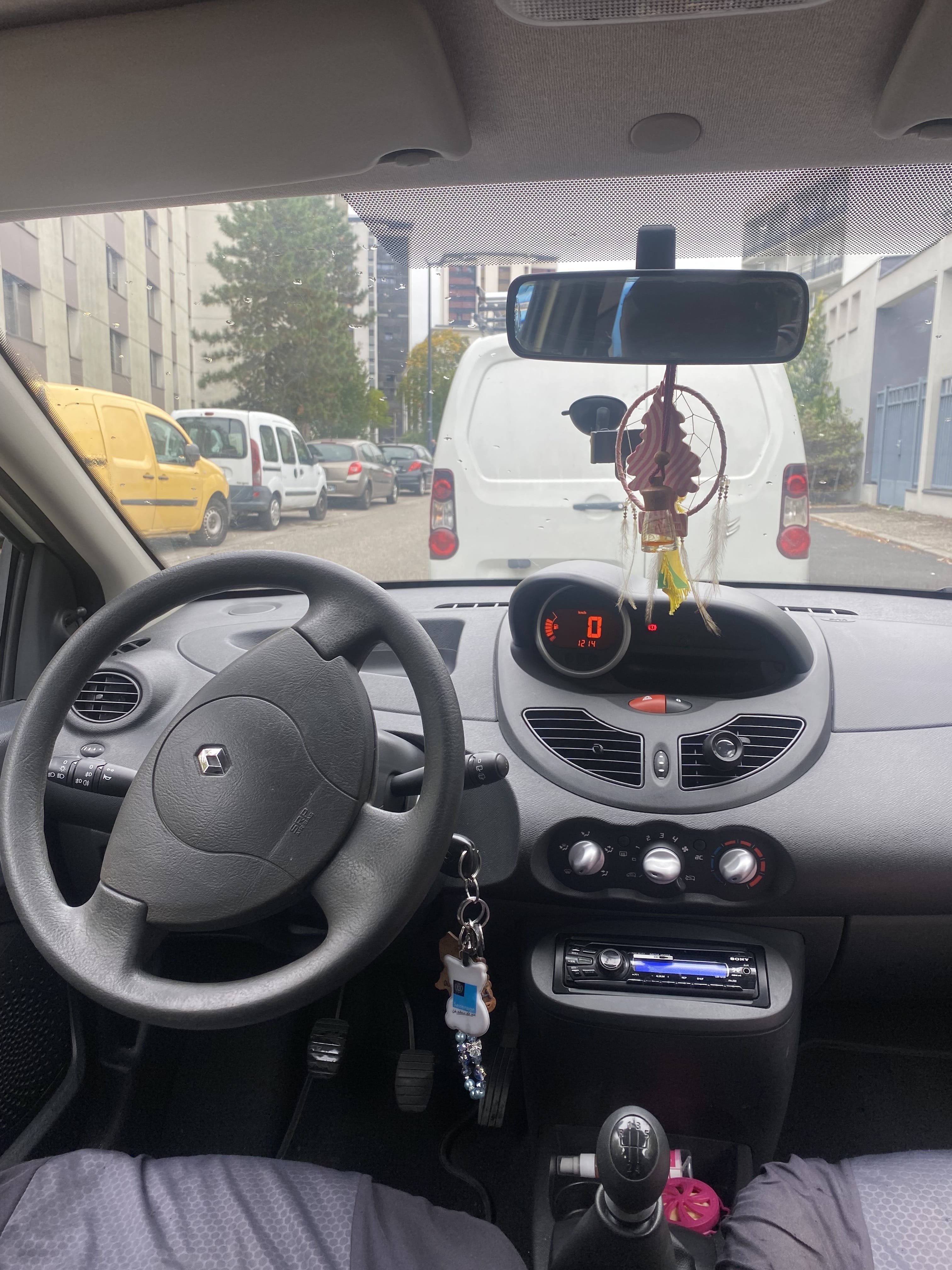 Renault Twingo II avec Audio Bluetooth