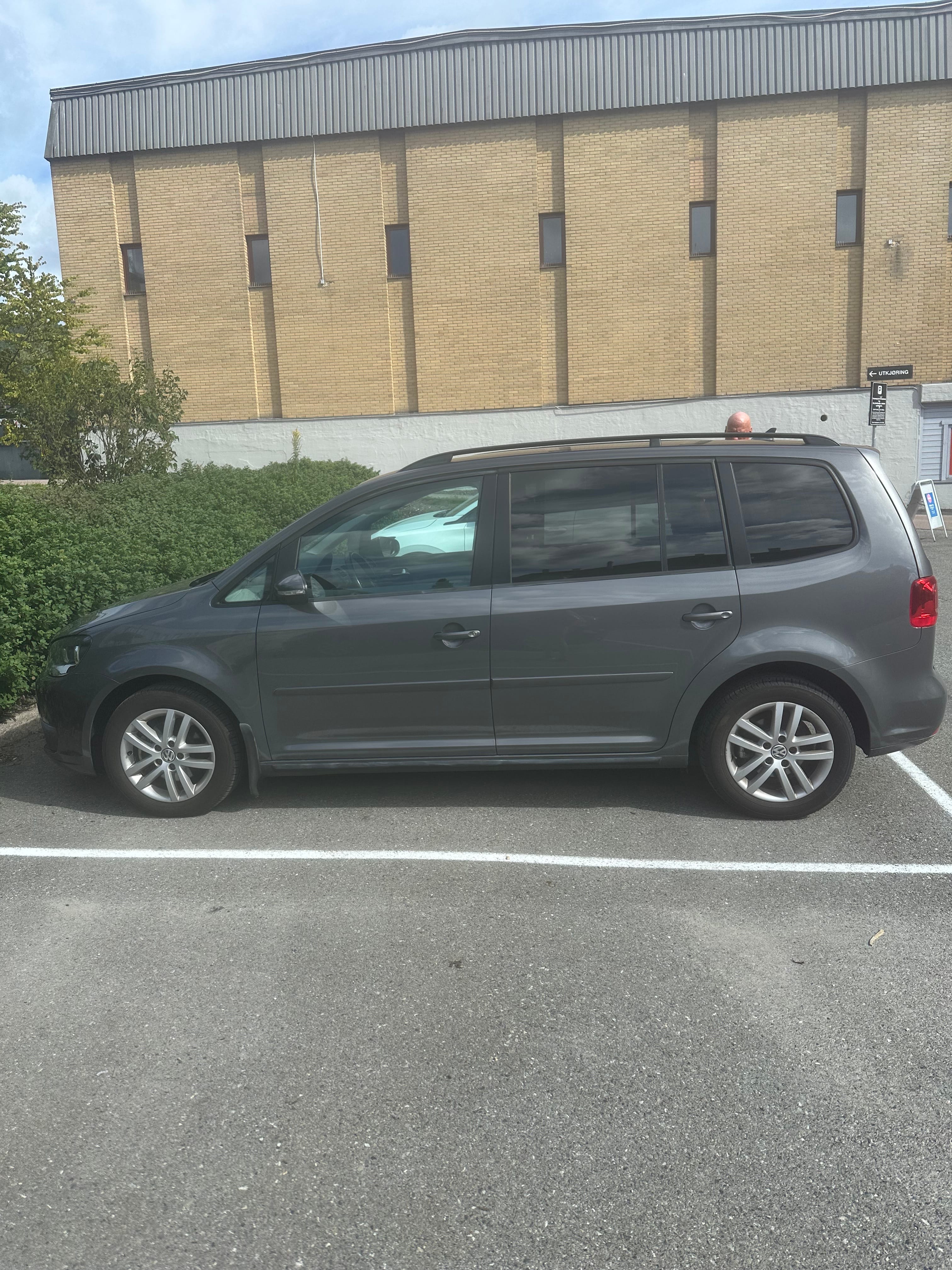 Volkswagen Touran med Aircondition
