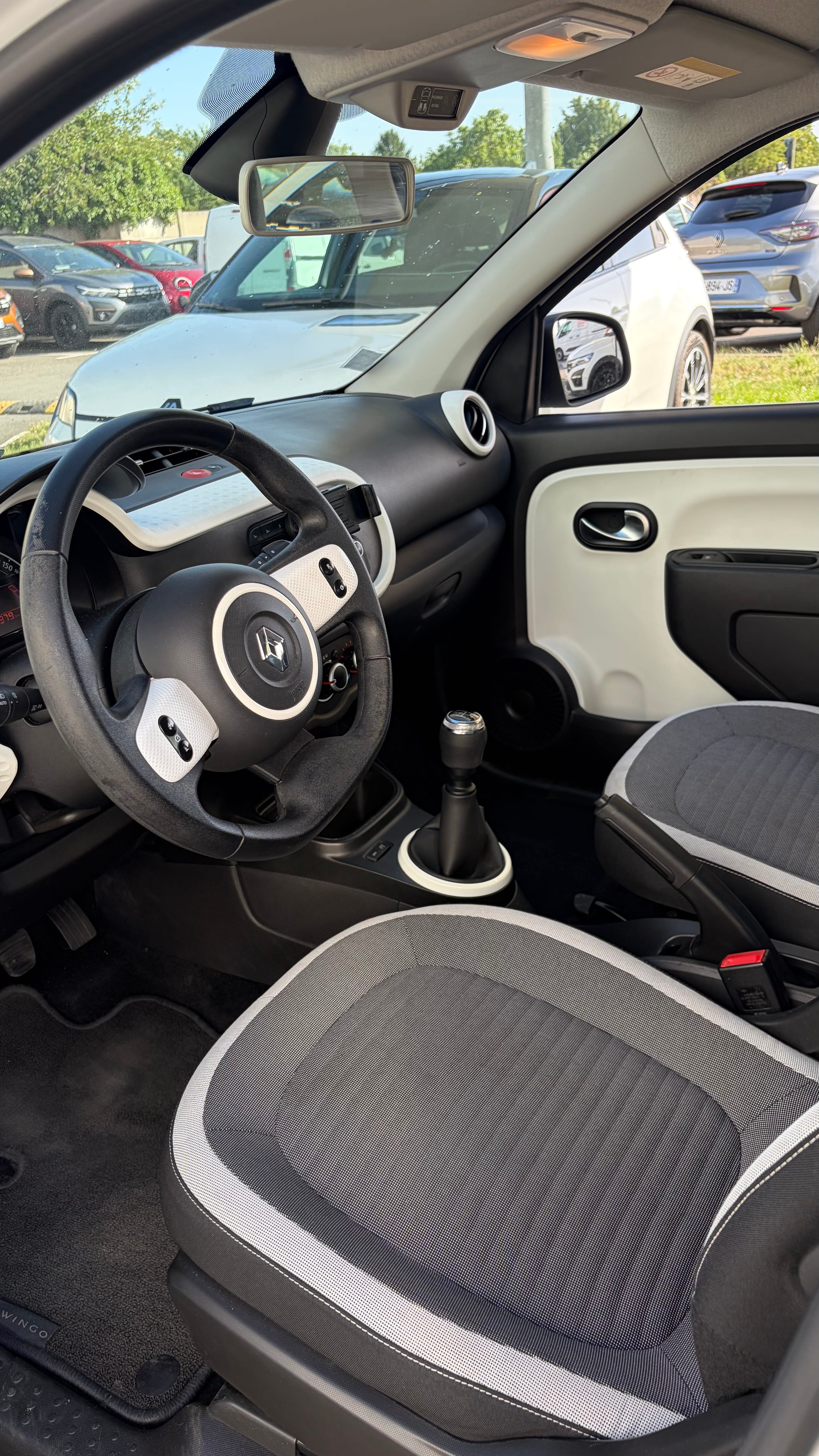 Renault Twingo III avec Port USB