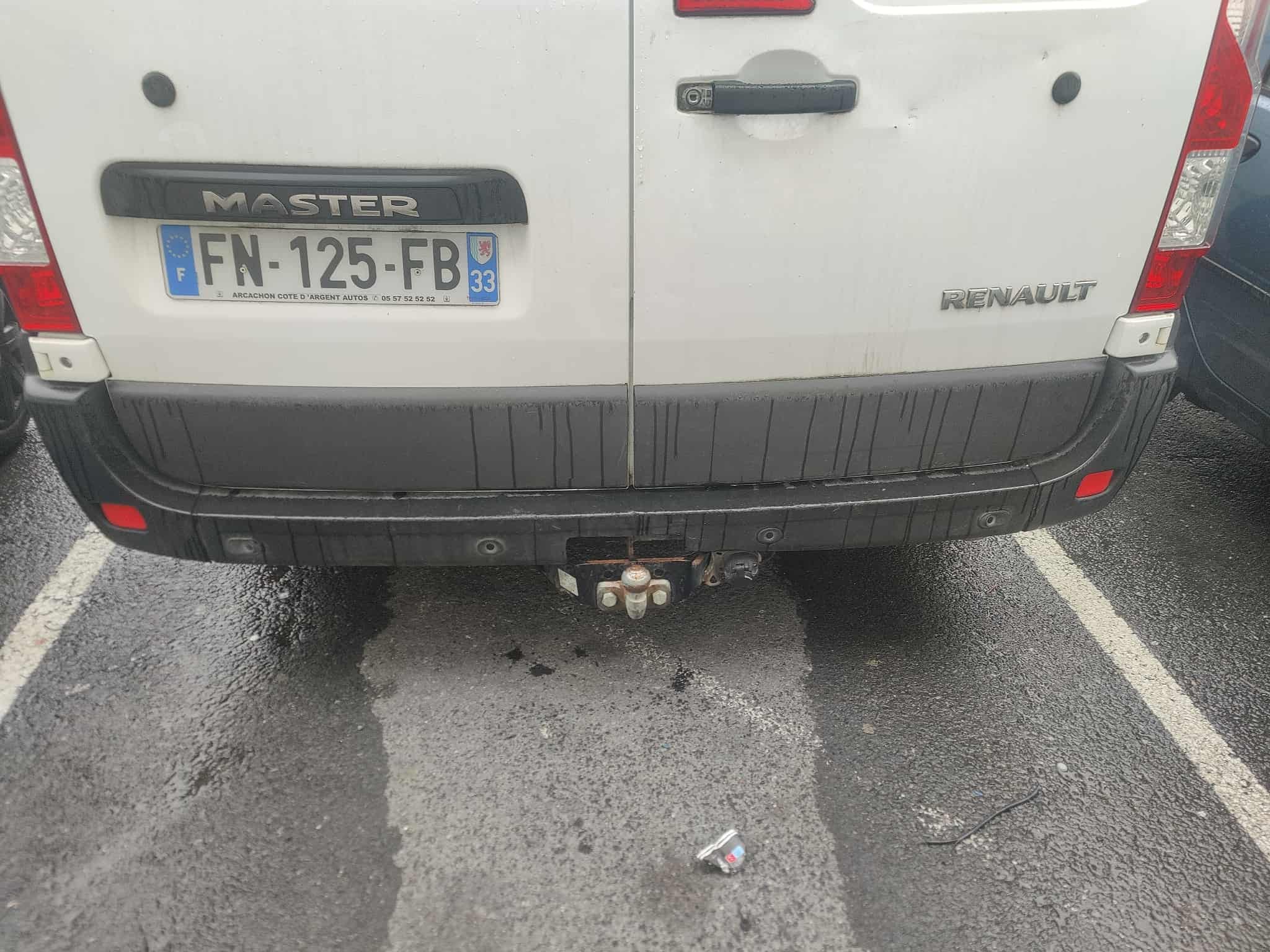 Renault Master avec Attelage