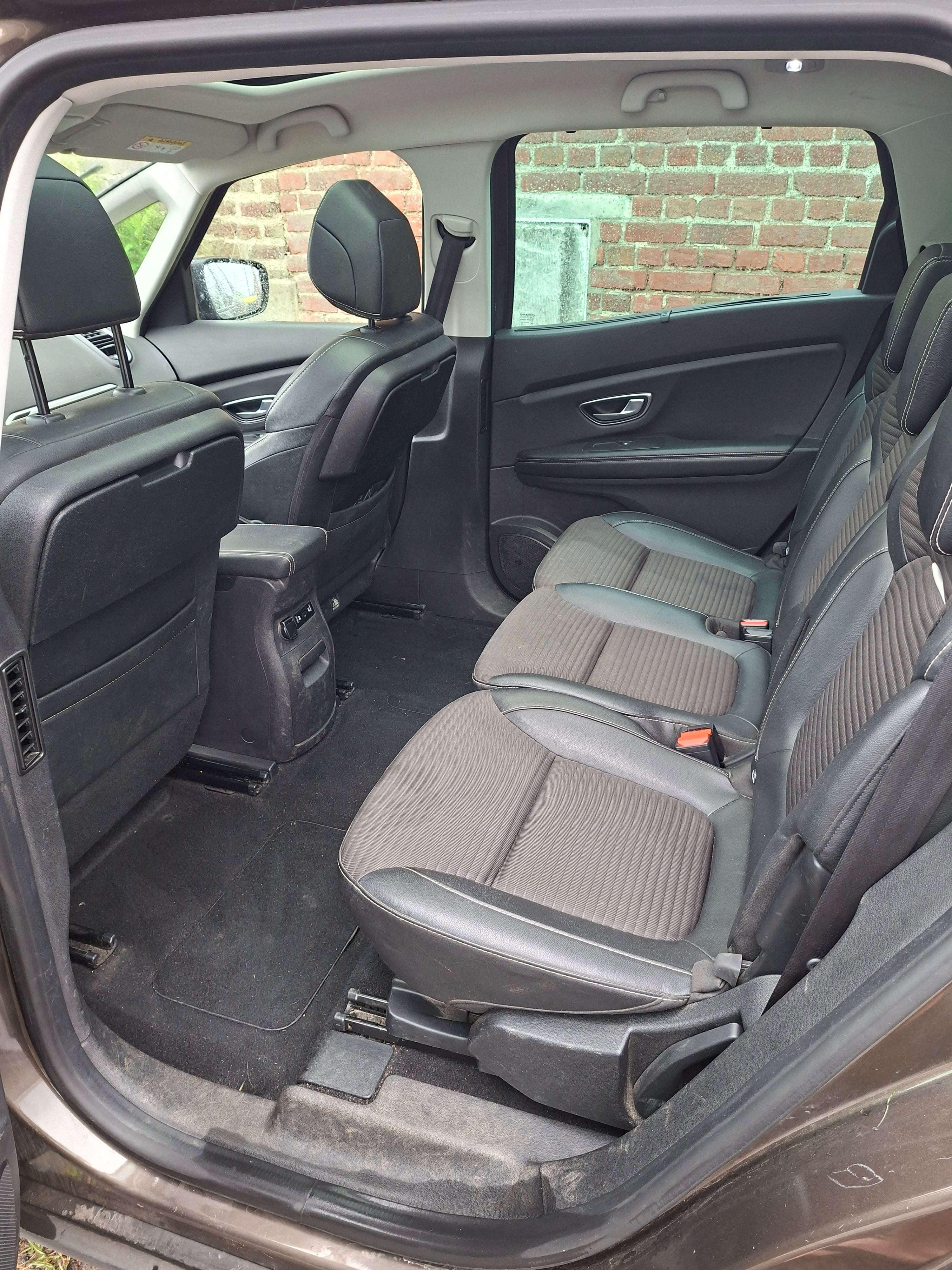 Renault Grand Scenic avec GPS