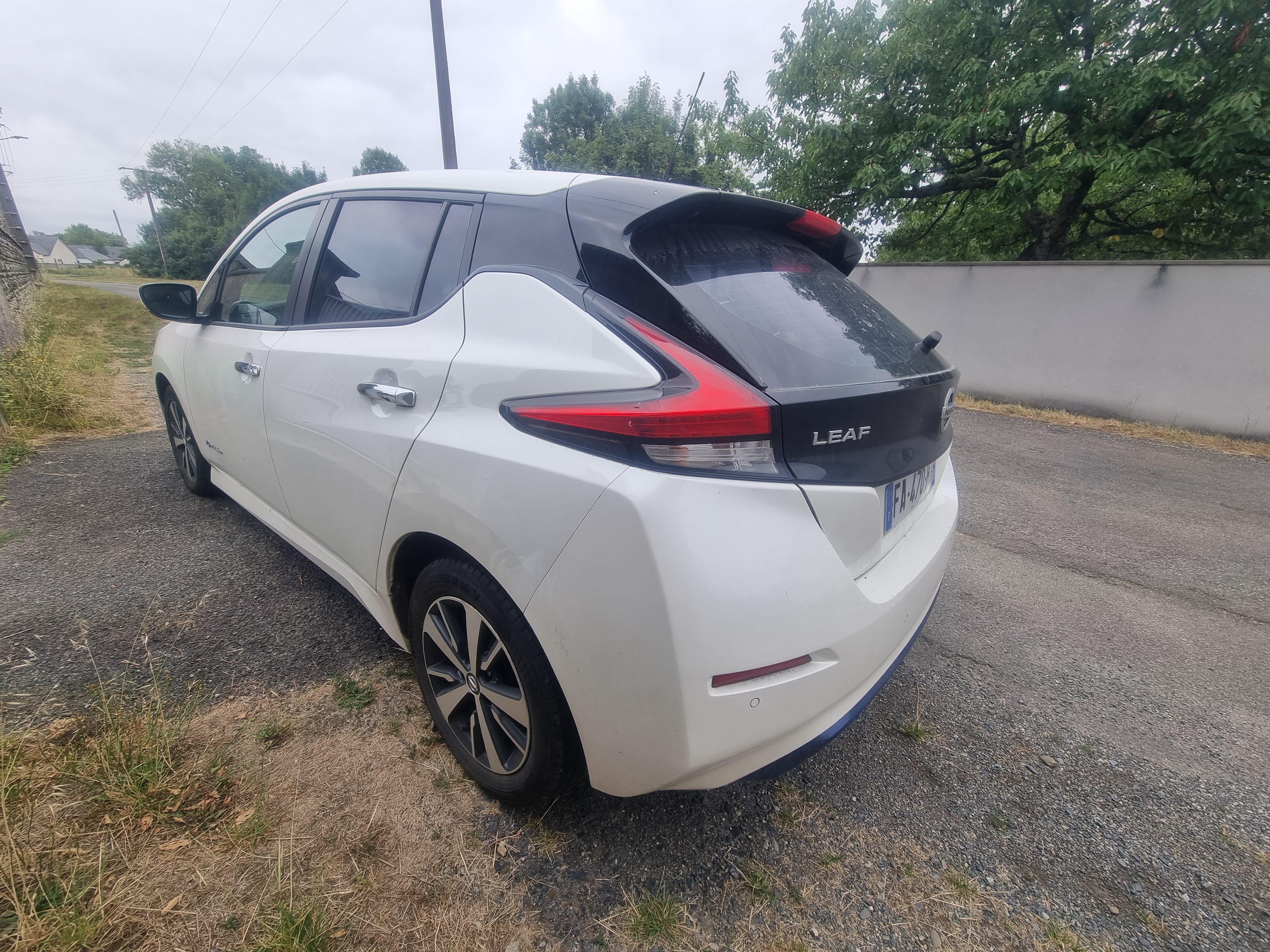Nissan Leaf avec GPS