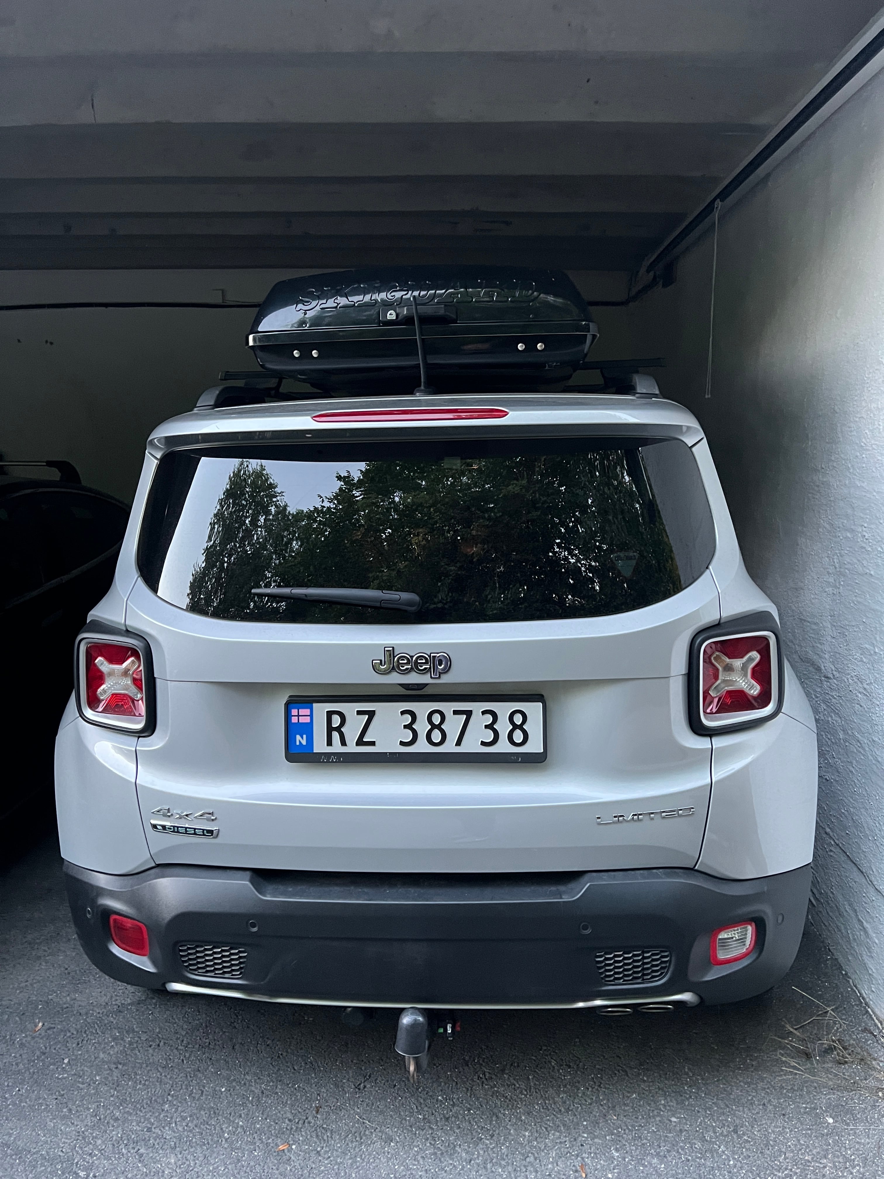 Jeep Renegade 2.0 MultiJet Diesel med Bluetooth audio