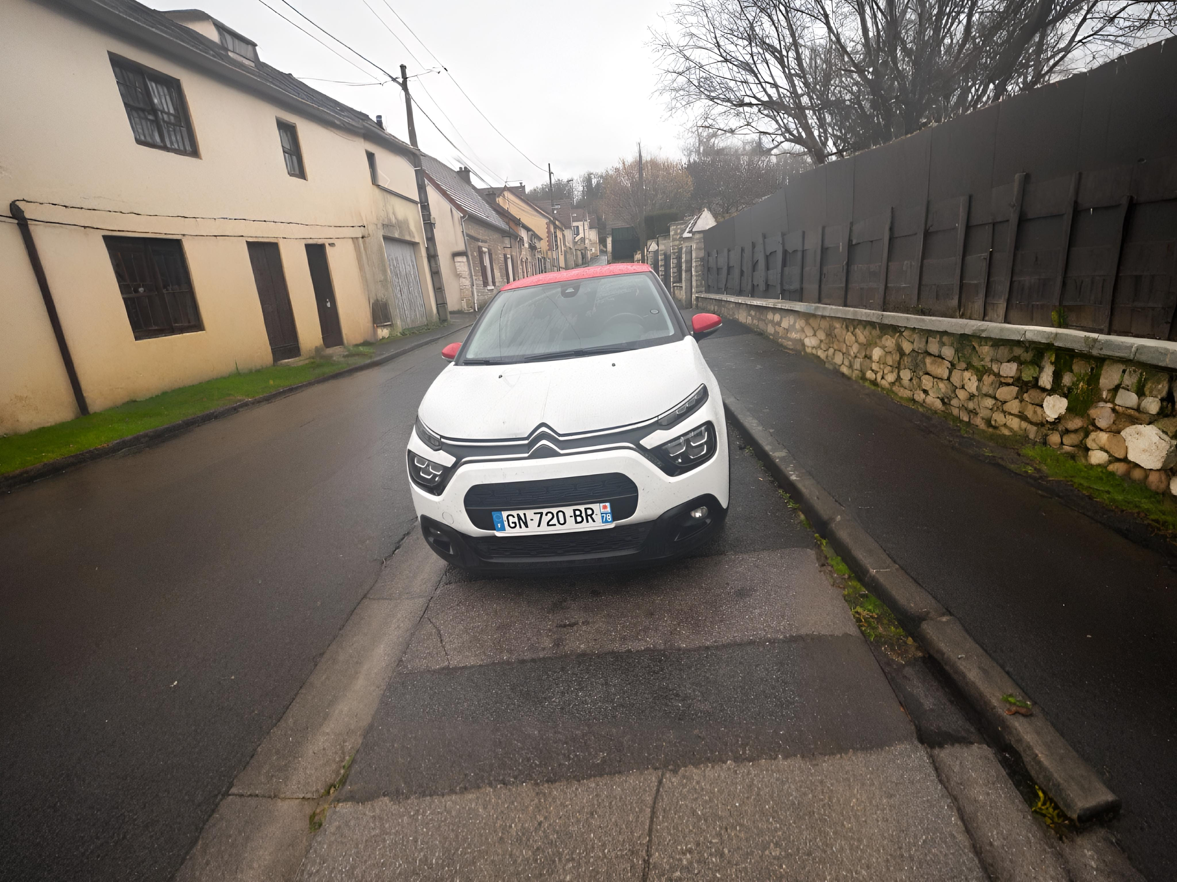 Citroen C3, 2023, Essence 95, automatique