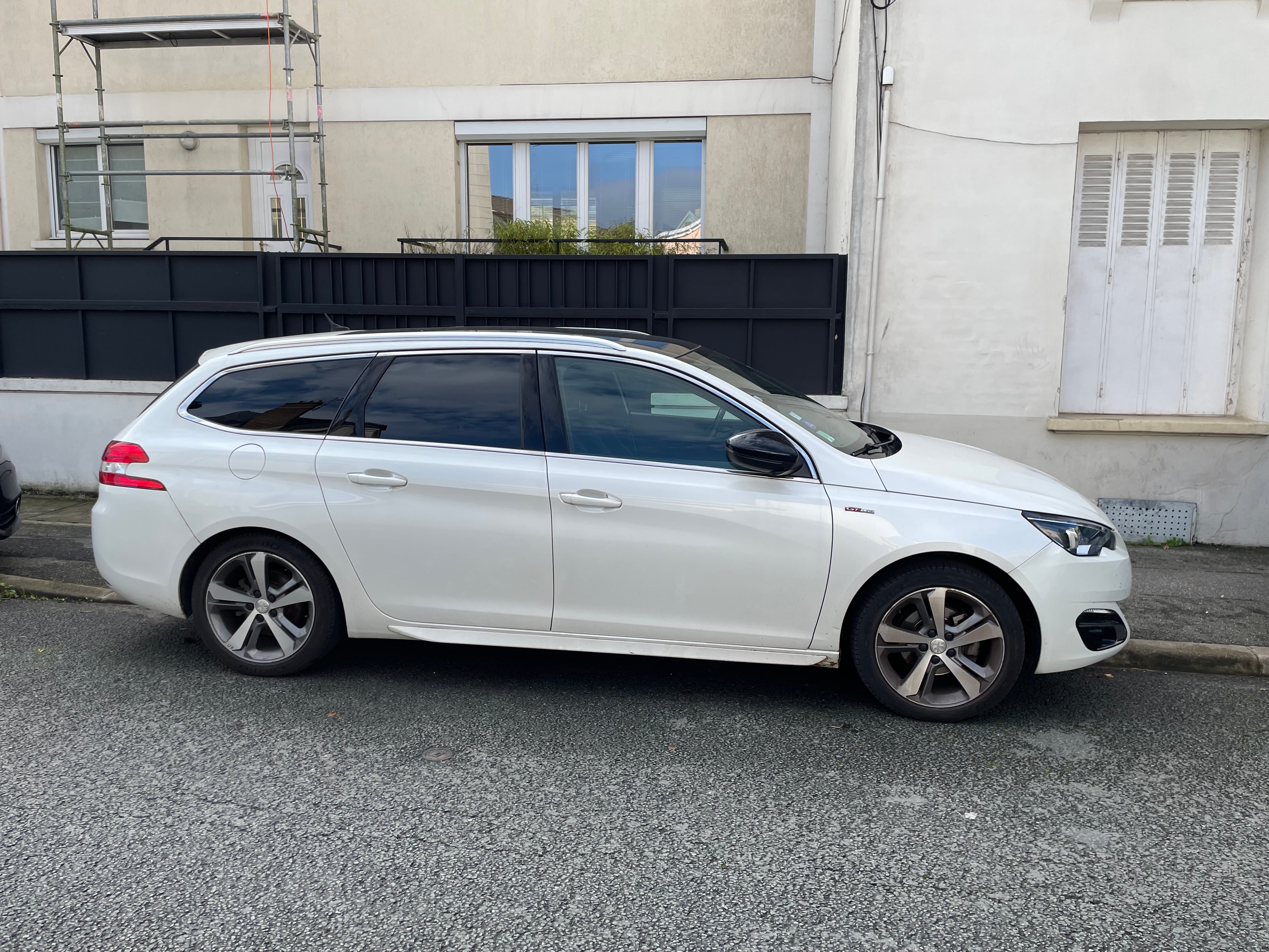 Peugeot 308 SW 130 cv, 2017, Essence 98