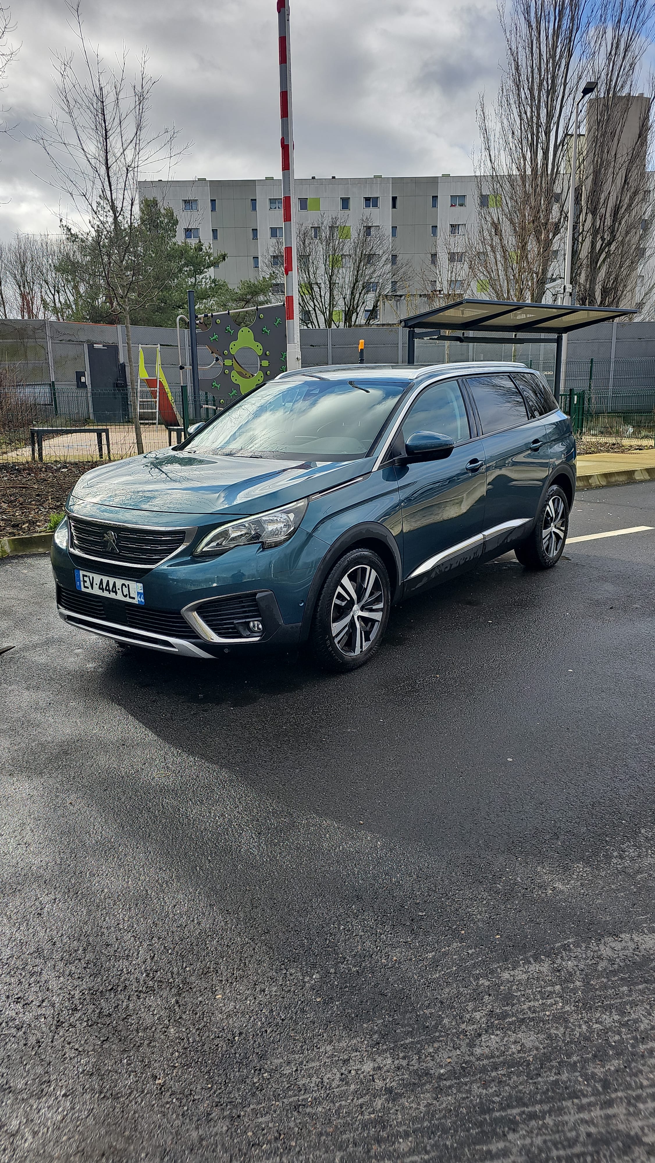 Peugeot 5008 avec Climatisation