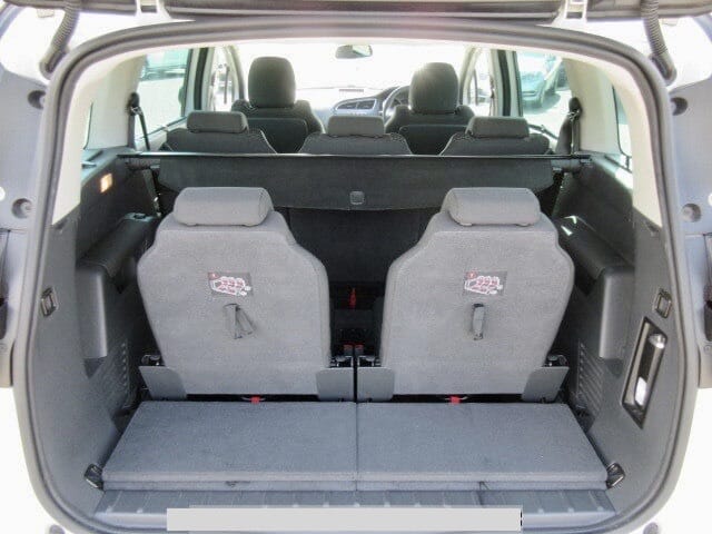 Peugeot 5008 7 places BLANC NACRÉ HDI performant économique CLIM AUTO GPS HIFI USB TOIT PANO avec Siège bébé